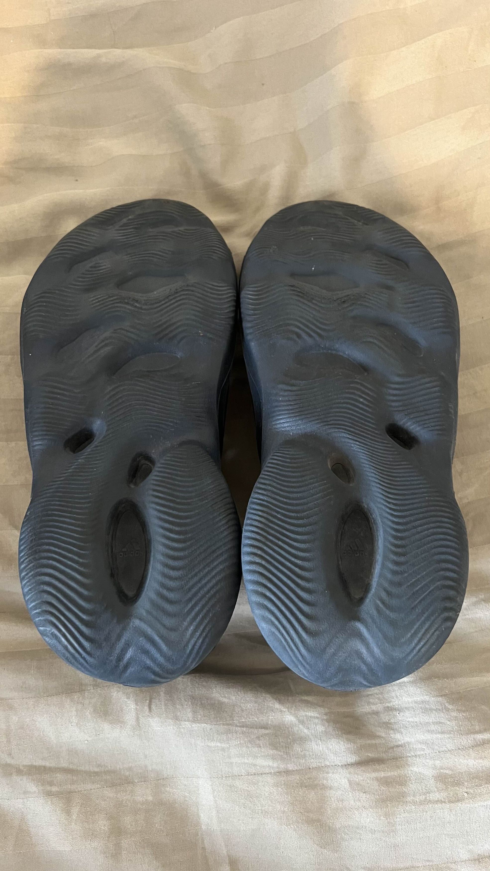 Adidas × Kanye West Adidas 2021 Yeezy Foam RNNR Mineral Blue US8 With Box Size US 8 / EU 41 - 8 Thumbnail