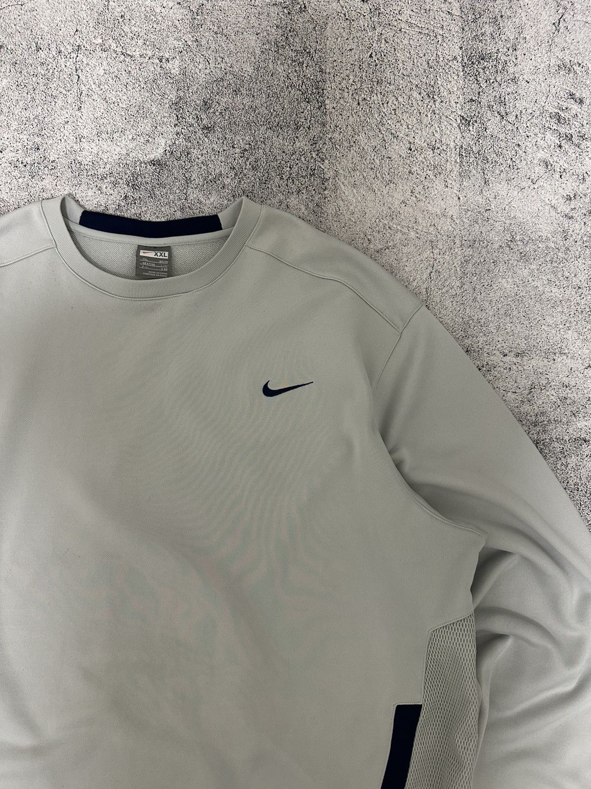 Nike Vintage Nike Oversize Sweatshirt Swoosh Logo White Fit Size US XXL / EU 58 / 5 - 5 Thumbnail