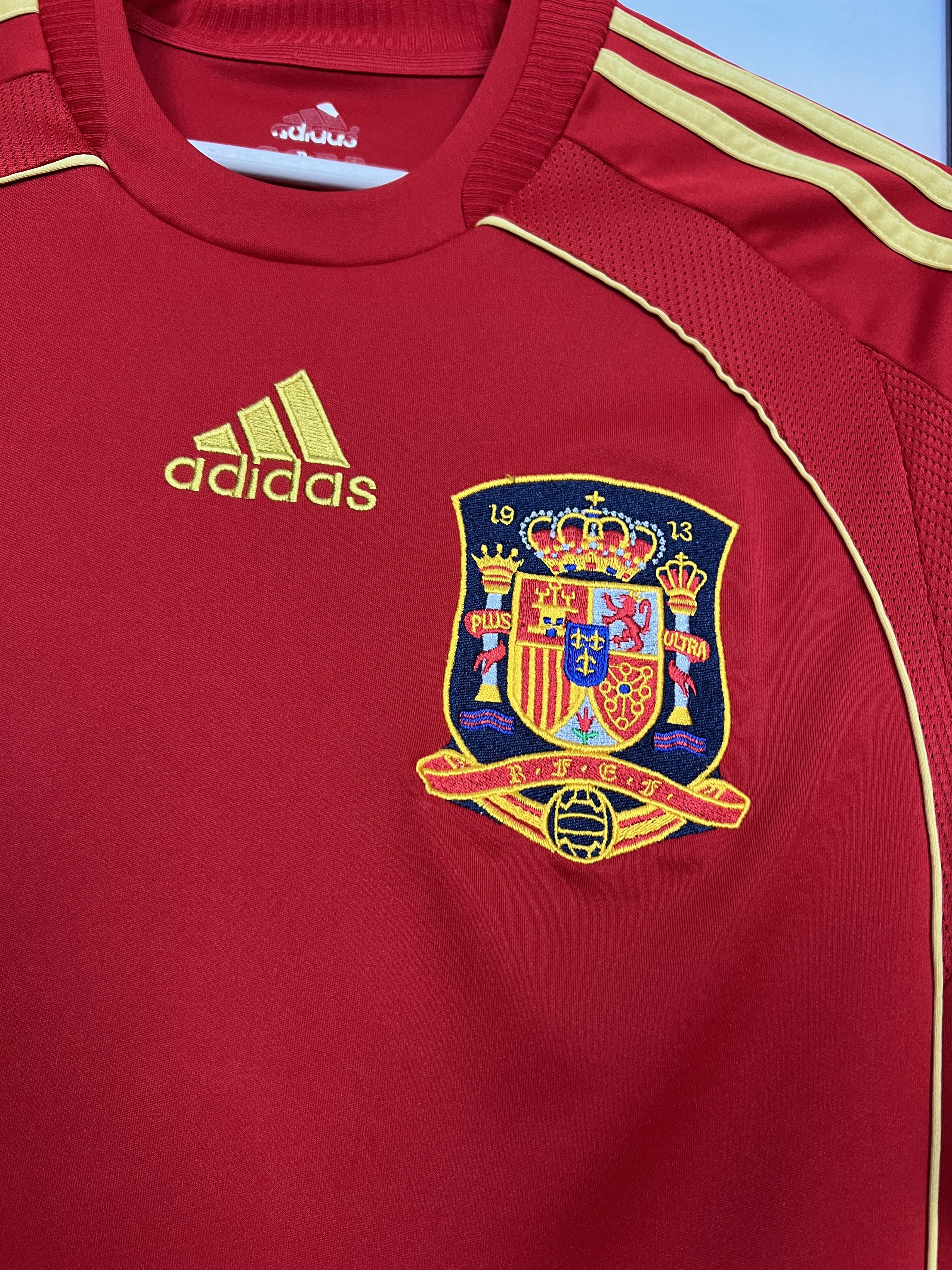 Adidas Spain Home football shirt 2008 Soccer Adidas #9 Torres Size US S / EU 44-46 / 1 - 4 Thumbnail
