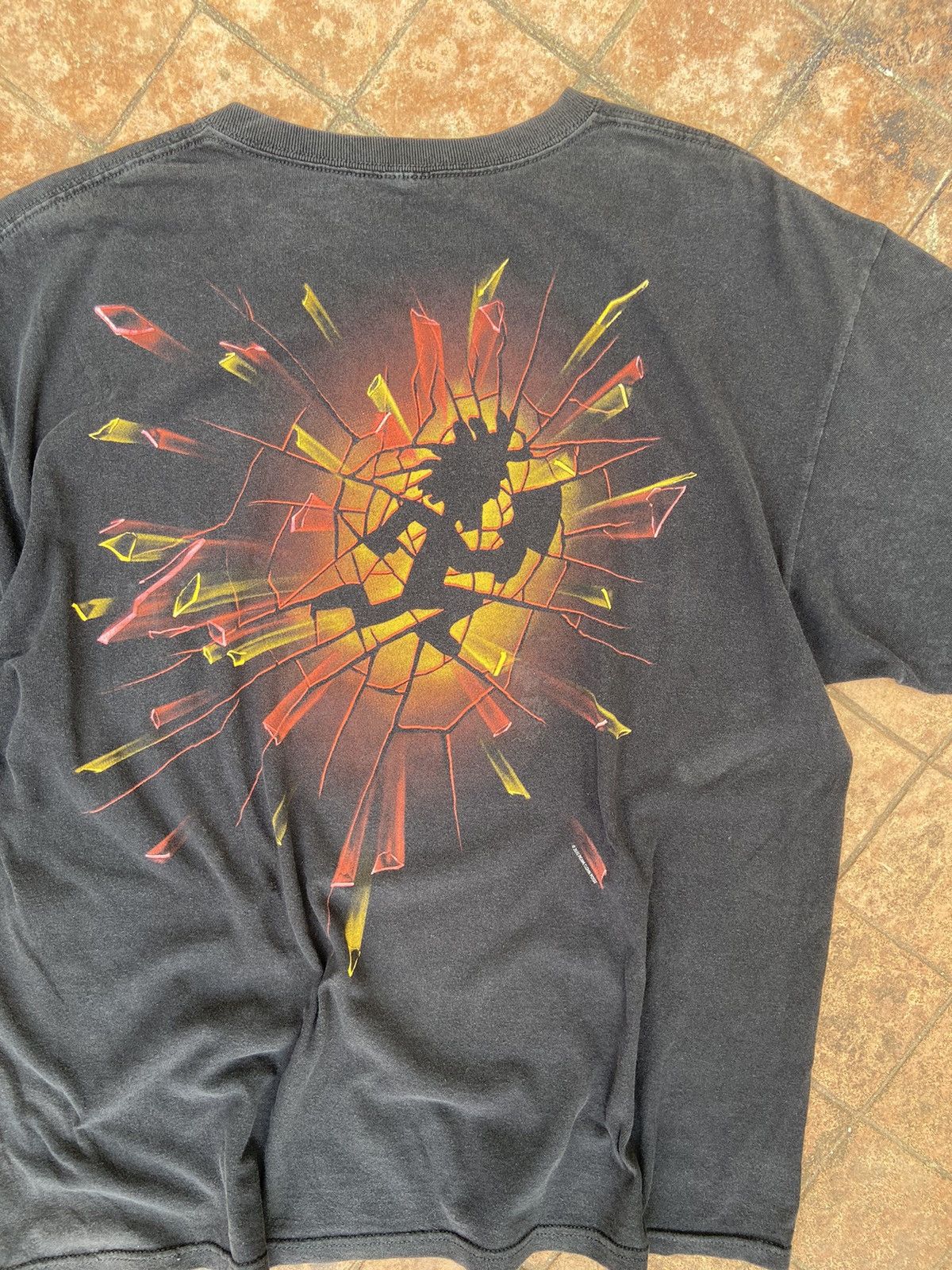 Band Tees 2010 INSANE CLOWN POSSE RED AND YELLOW SHATTERED GLASS TEE Size US XL / EU 56 / 4 - 6 Thumbnail