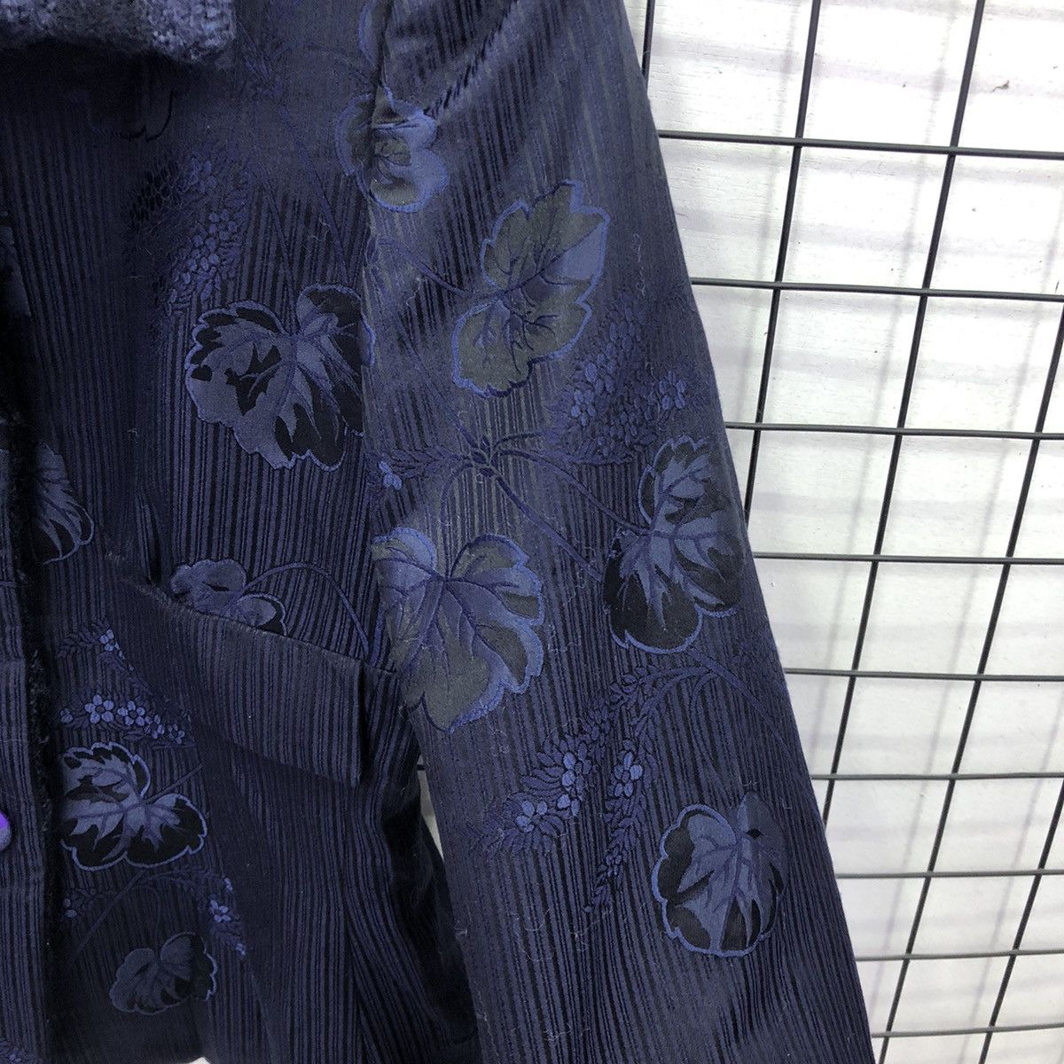 Giorgio Armani Giorgio Armani Floral Gorgeous Pattern Design Jacket Size M / US 6-8 / IT 42-44 - 9 Thumbnail