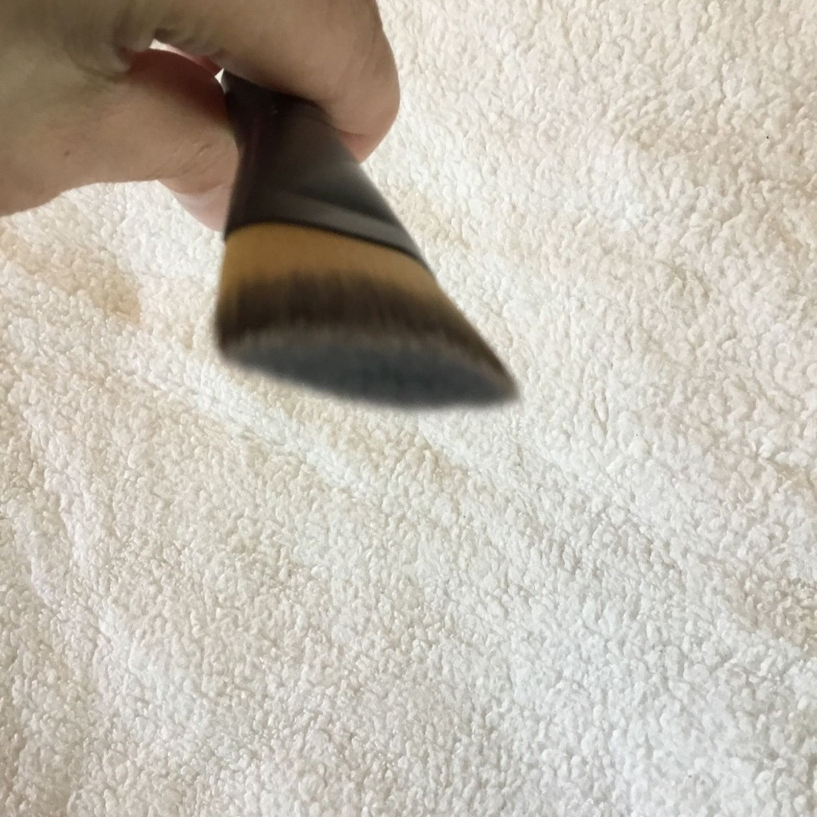 Other Le Métier de Beauté Flat Angled Foundation Brush Size ONE SIZE - 13 Thumbnail