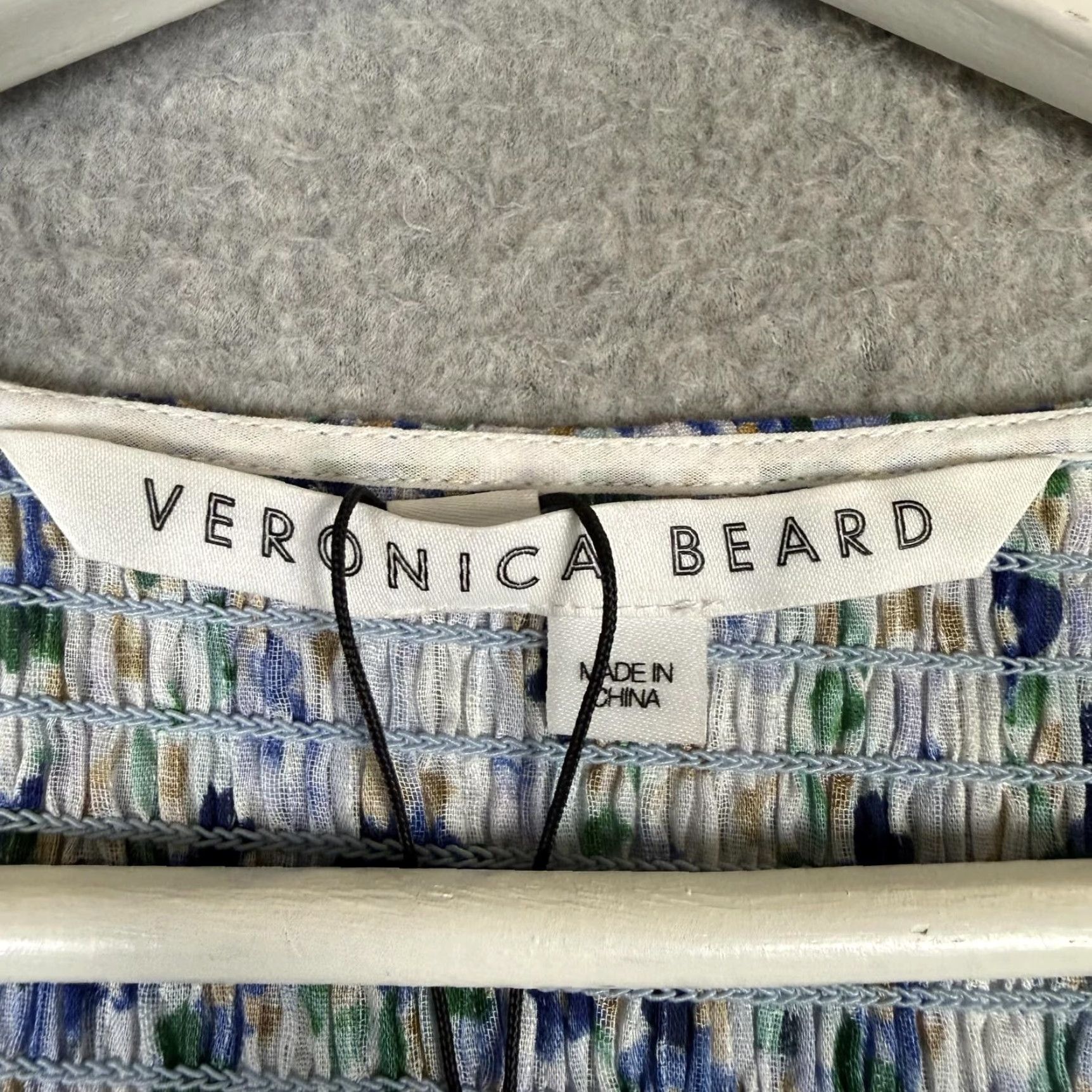Veronica Beard Veronica Beard Darrah Smocked V Neck Dress Size 16 NWT Blue/Multicolor Size XXL / US 16-18 / IT 52-54 - 2 Thumbnail