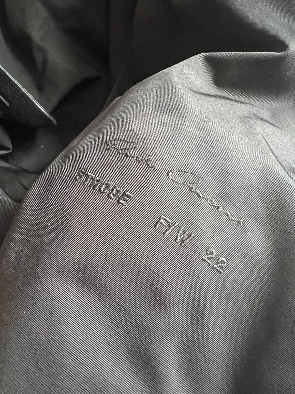 Rick Owens 🔥 Rick Owens FW22 Strobe Gauntlet bomber jacket Size US M / EU 48-50 / 2 - 9 Thumbnail