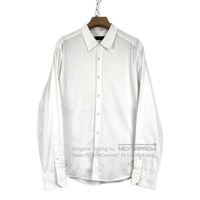Louis Vuitton Louis Vuitton White dark print LOGO shirt Size US XL / EU 56 / 4 - 1 Thumbnail