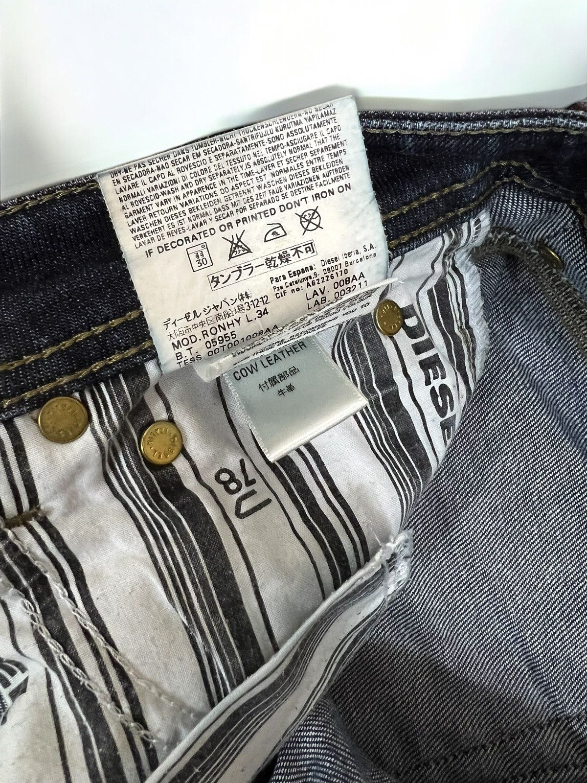 Diesel Diesel Ronhy straight jeans size W27 L34 Size 27" / US 4 / IT 40 - 8 Thumbnail