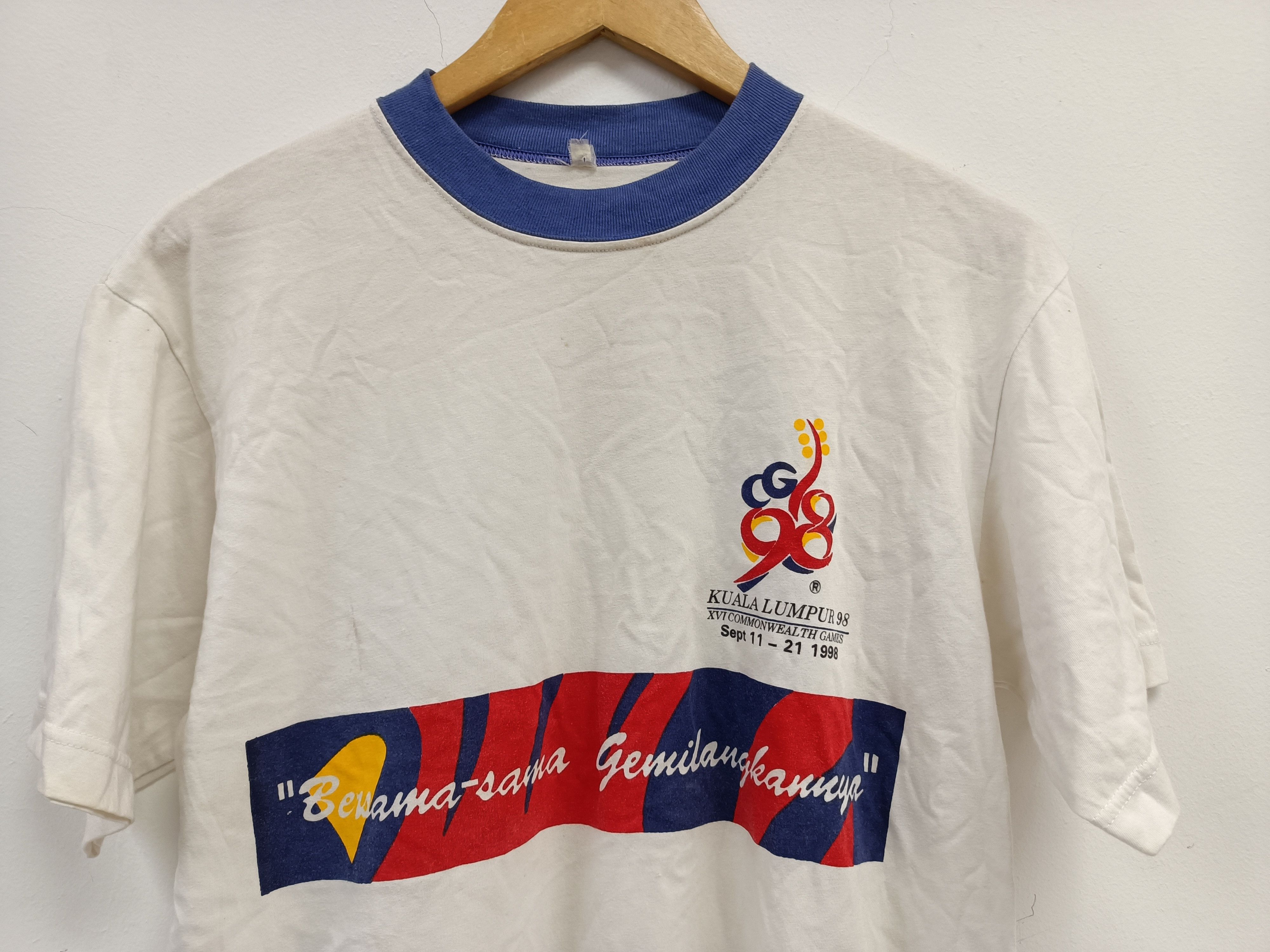 Vintage vintage shirt kuala lumpur 1998 XVI commonwealth games Size US M / EU 48-50 / 2 - 4 Thumbnail