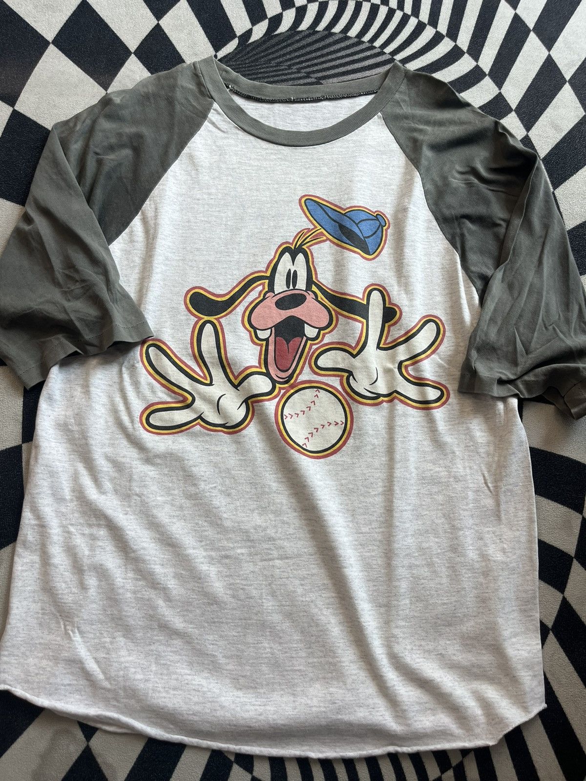 Disney Vintage Disney Goofy 90’s Tshirt Size US L / EU 52-54 / 3 - 1 Thumbnail