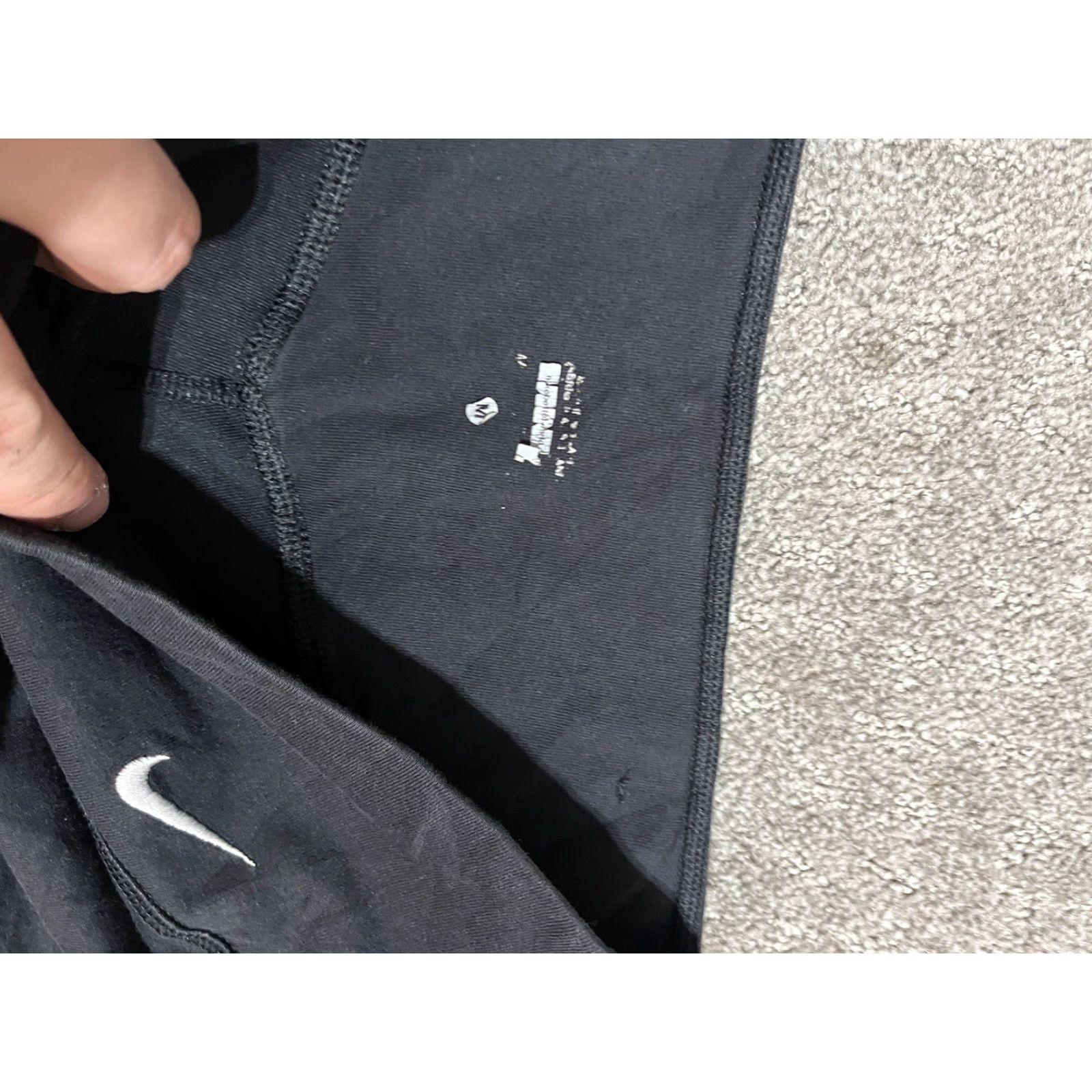 Nike Nike Leggings Capri Nike Women Black Medium M | Dri-FIT Yoga Activewear Women’s 552141-010 Size ONE SIZE - 4 Thumbnail