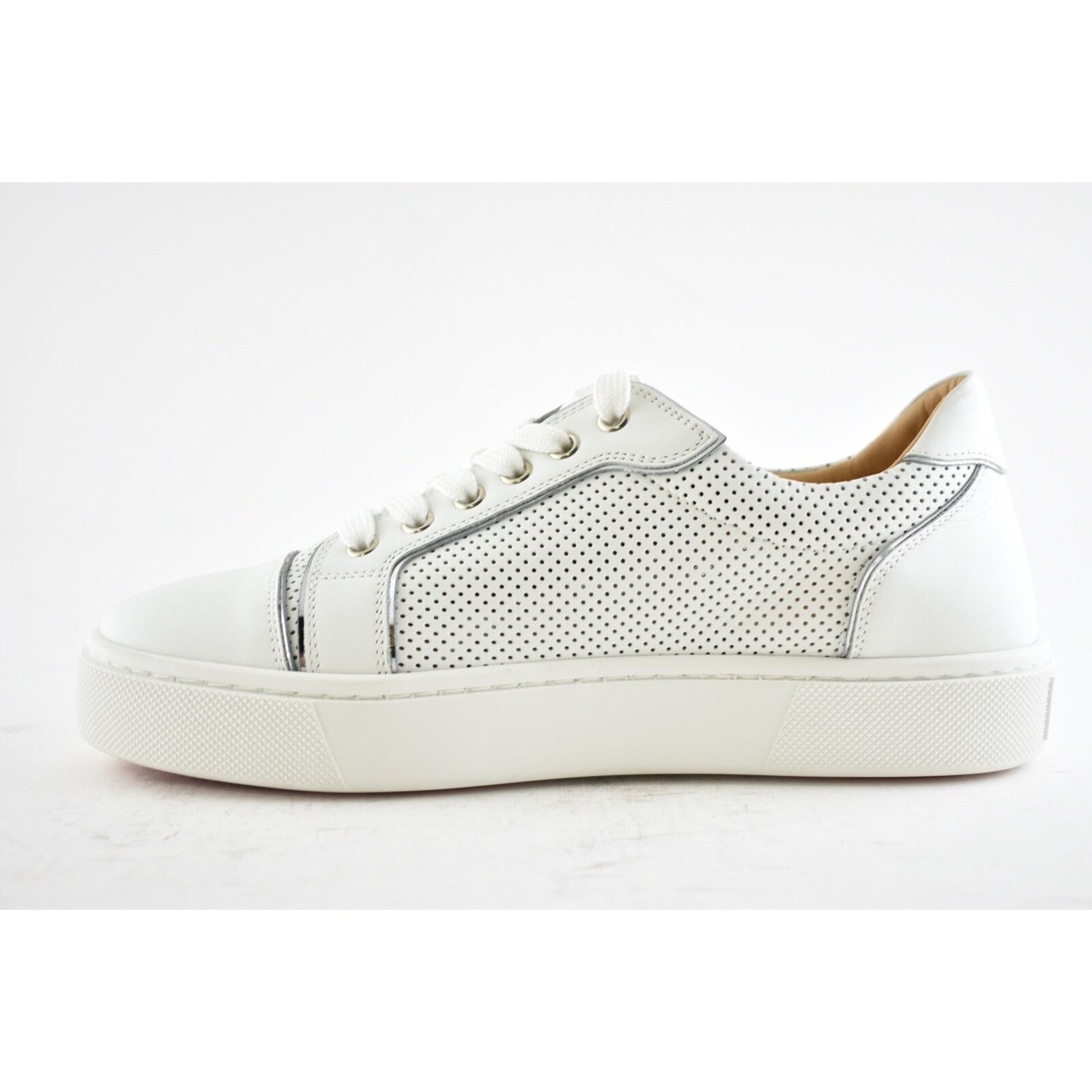 Christian Louboutin Christian Louboutin White Leather Low Top Sneaker 40 Size US 10 / IT 40 - 8 Thumbnail