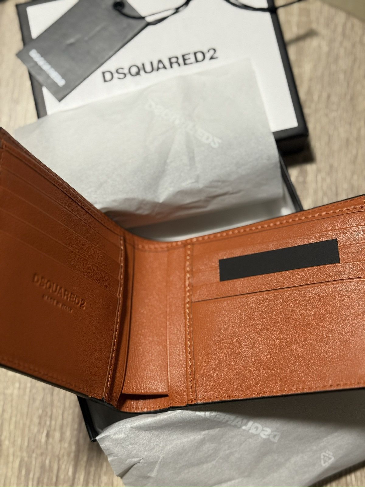Dsquared2 Dsquared2 Saffiano Leather Wallet with Silver-Tone Detail Size ONE SIZE - 4 Thumbnail