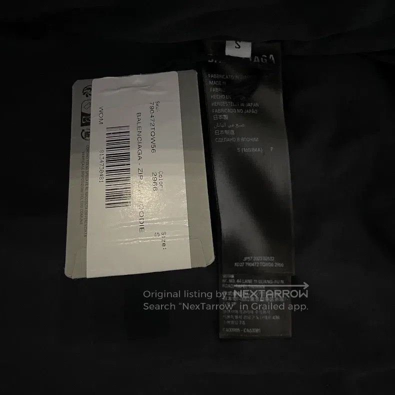 Balenciaga Balenciaga Back Letter Logo Vintage Distressed Grey Design Size US S / EU 44-46 / 1 - 4 Thumbnail
