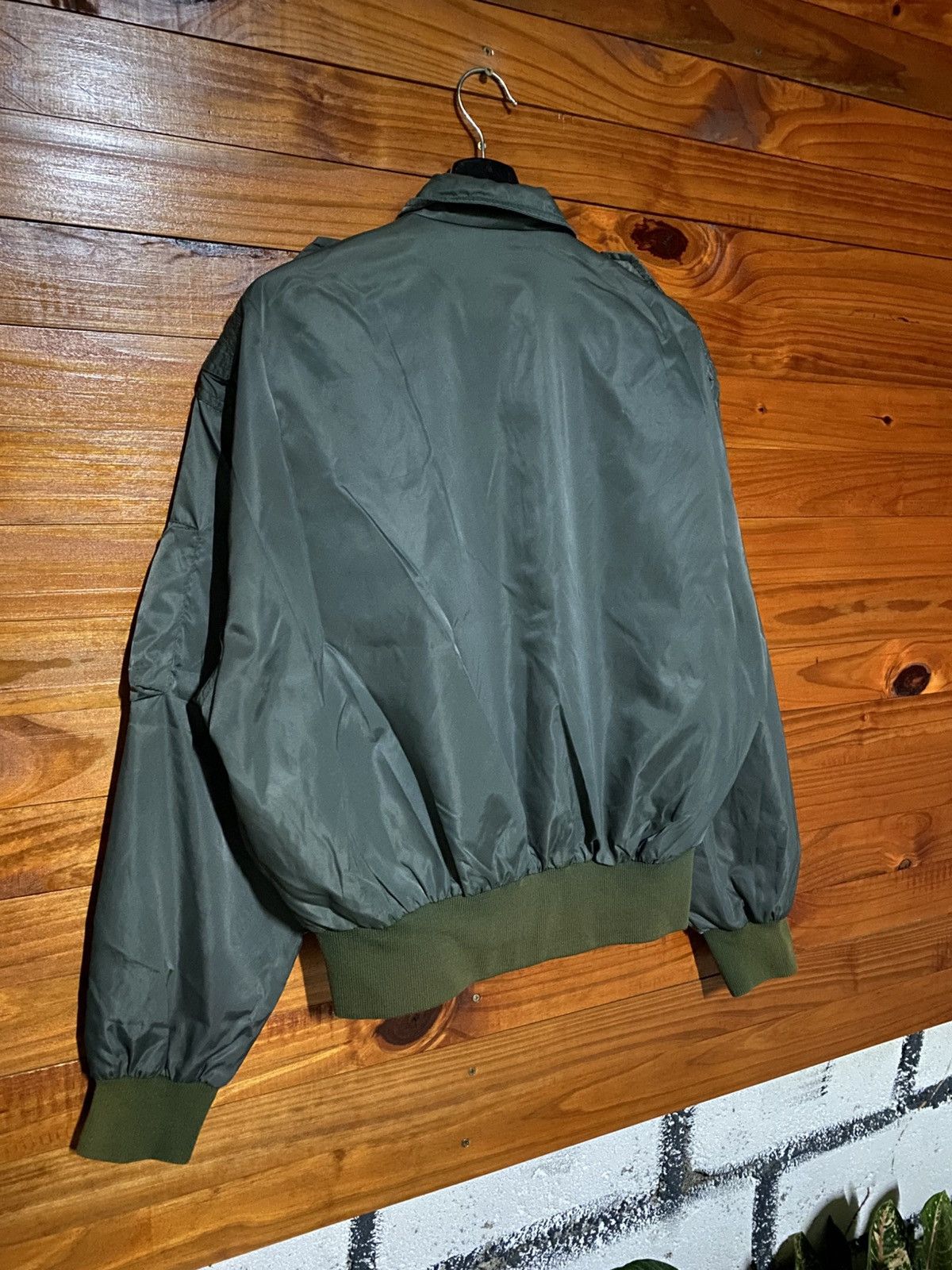 Japanese Brand Vintage Suntory Original Design Olive Green Bomber Jacket Size US M / EU 48-50 / 2 - 14 Thumbnail