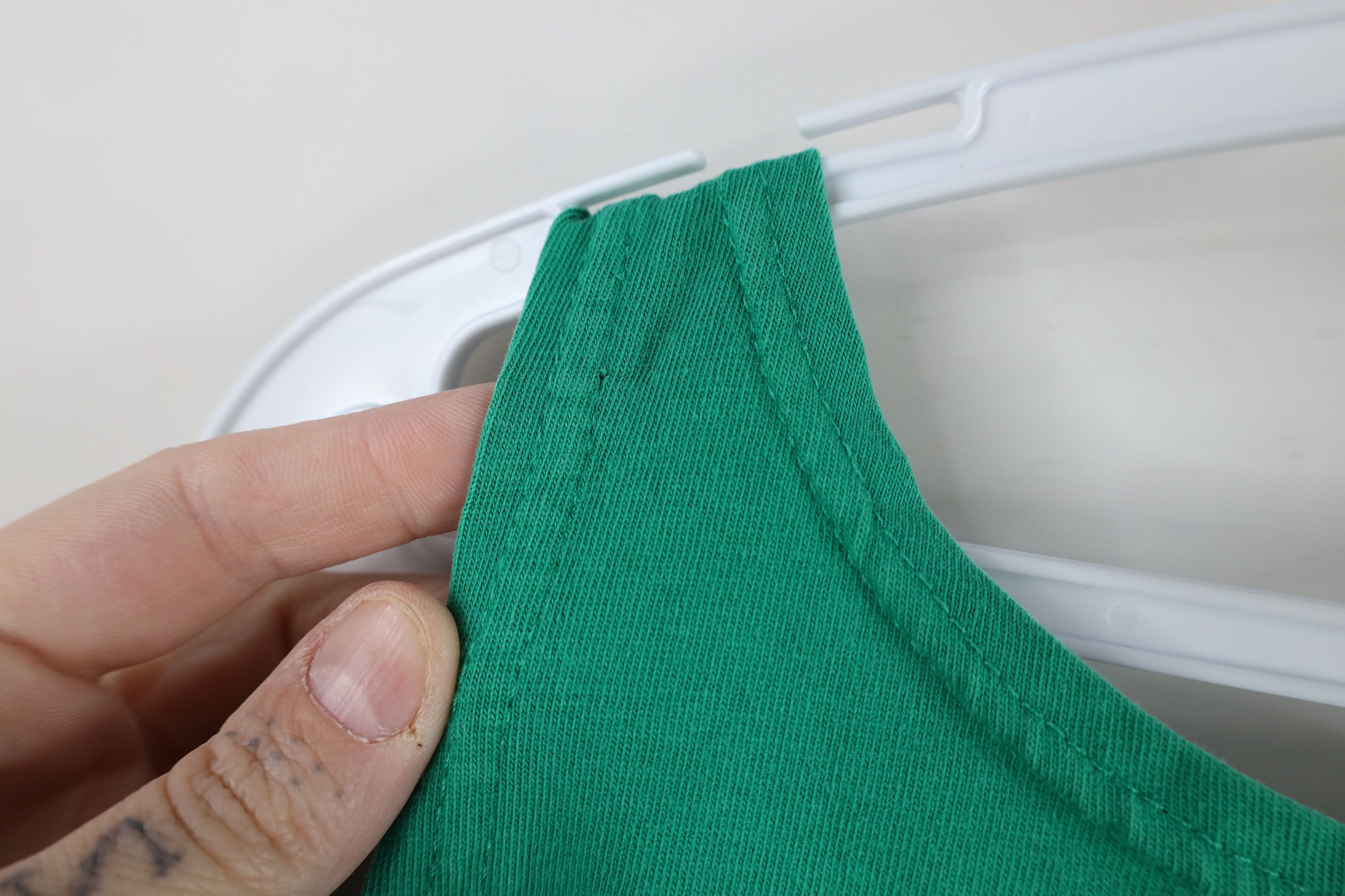 Vintage Vintage 90s Streetwear Blank Tank Top T-Shirt Kelly Green Size US M / EU 48-50 / 2 - 10 Thumbnail