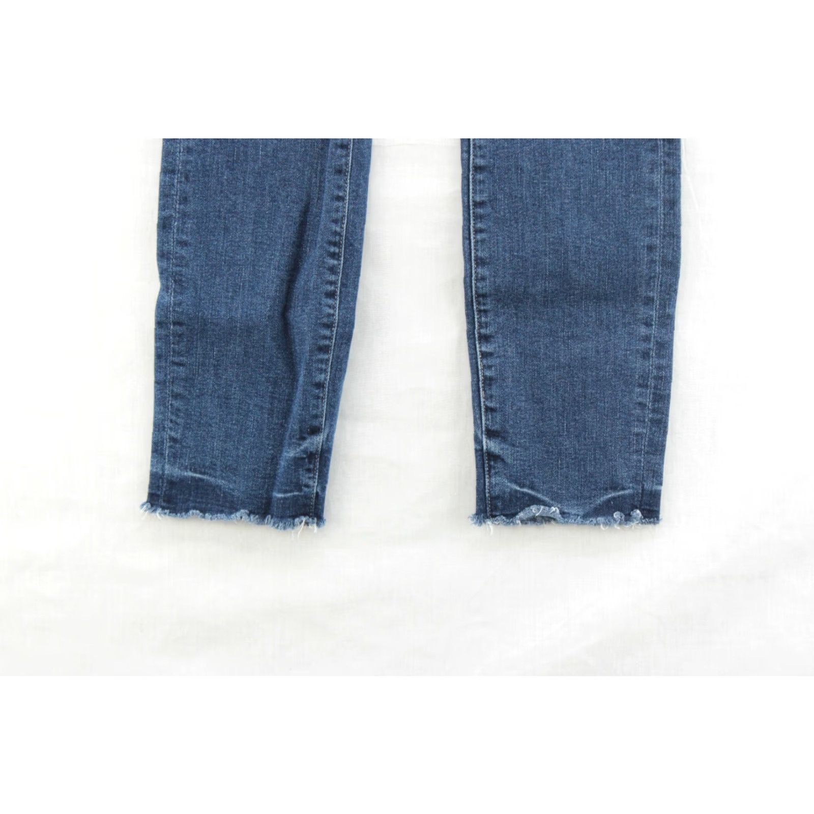 Paige Paige Hoxton Ankle Peg Jeans Mid Rise Skinny Med Wash Womens 26 Raw Hem Stretch Size 26" / US 2 / IT 38 - 3 Thumbnail