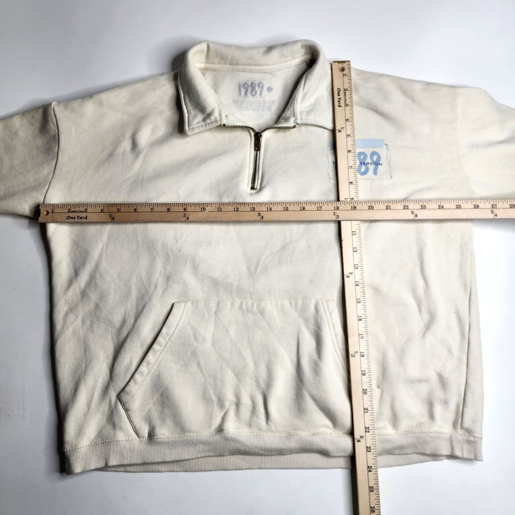 Vintage Taylor Swift Pullover Womens L Beige Found Wonderland Quarter Zip Size Size L / US 10 / IT 46 - 4 Thumbnail