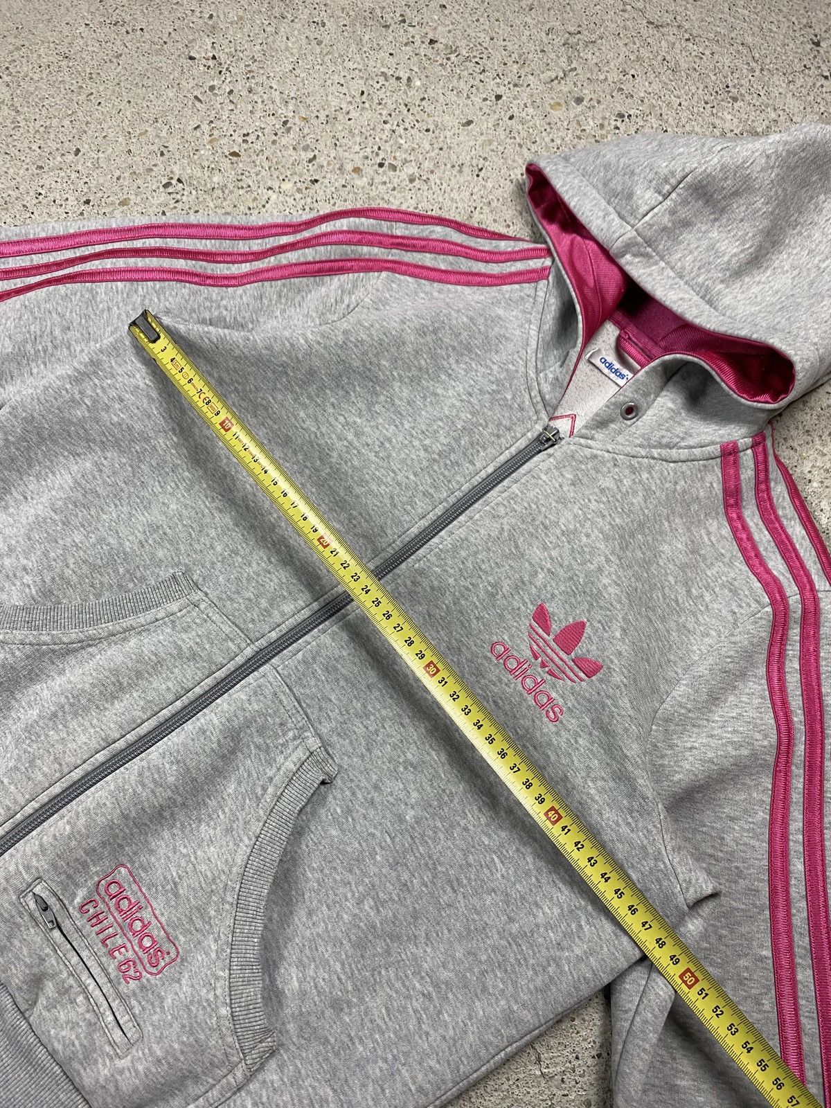 Adidas Adidas chile 62 hoodie pink stripes Size L / US 10 / IT 46 - 16 Thumbnail