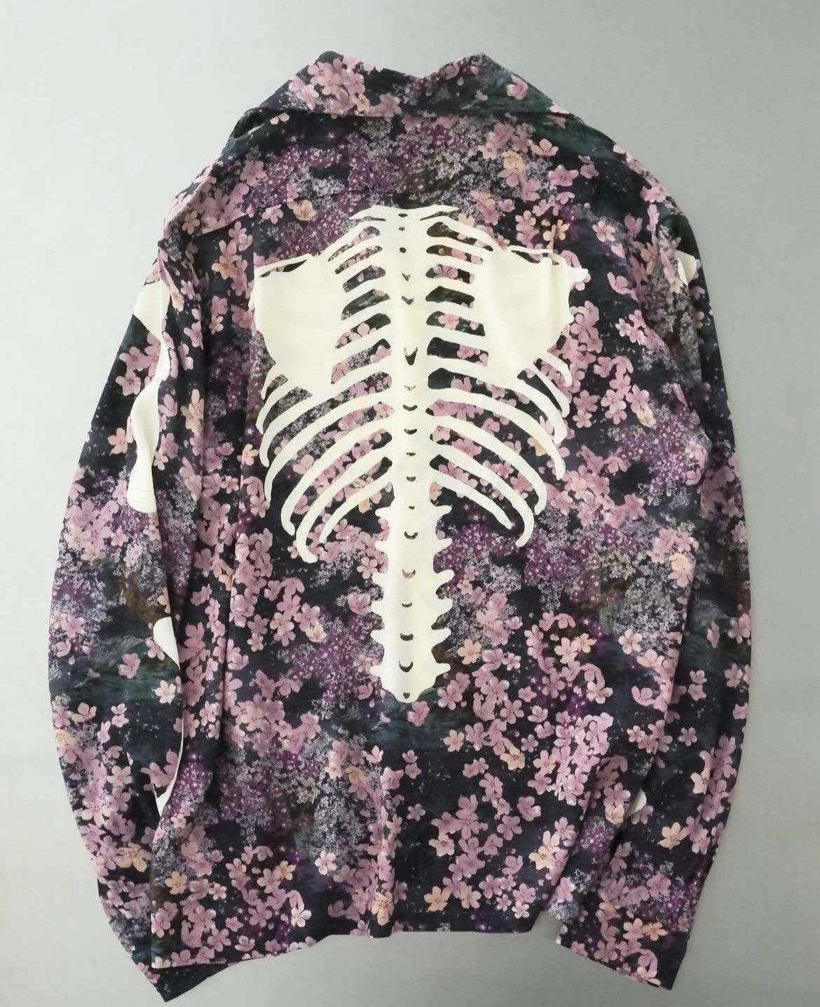 Kapital Kapital Bone cherry blossoms rayon aloha shirts size 2 Size US M / EU 48-50 / 2 - 2 Thumbnail