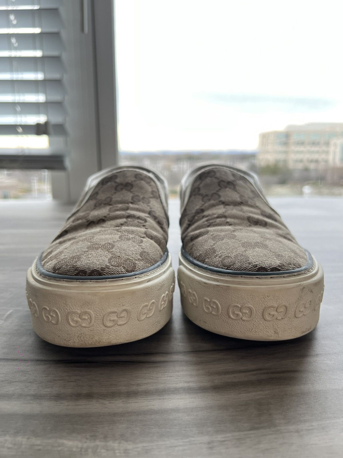 Gucci Gucci Tennis 1977 Beige Ebony Size 9 Men’s/ 10.5 Women’s Size US 9 / EU 42 - 6 Thumbnail