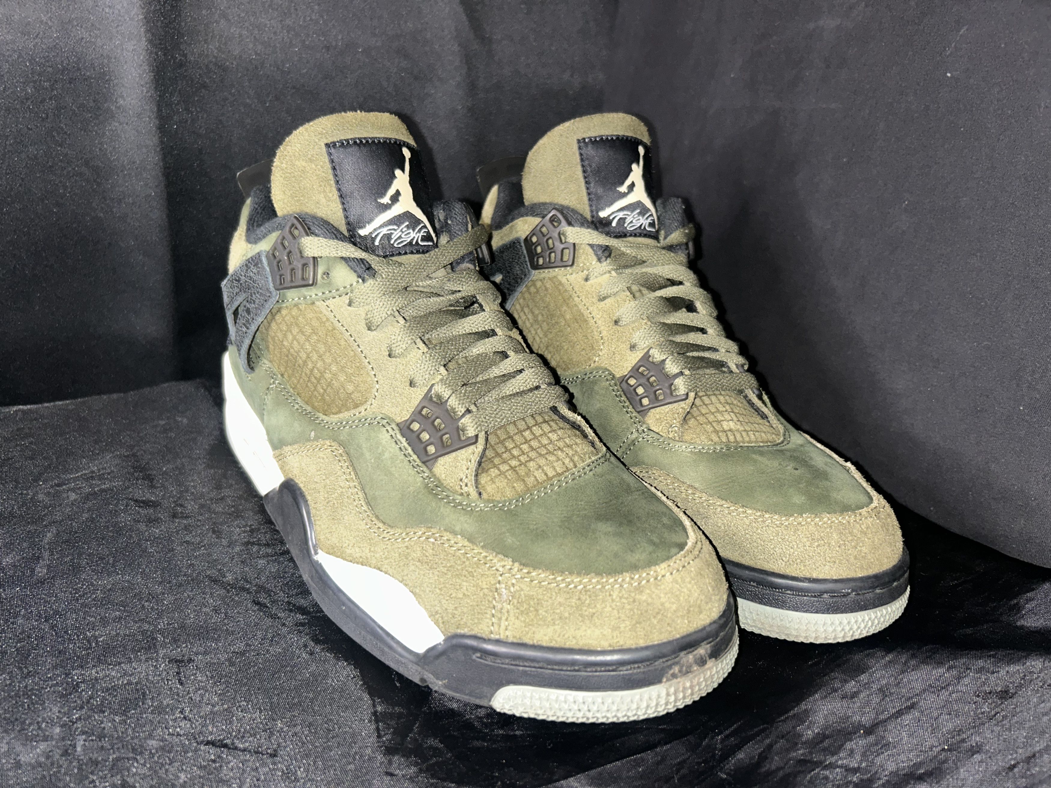 Jordan Brand Air Jordan 4 Retro SE Craft "Medium Olive" Size US 10 / EU 43 - 1 Thumbnail