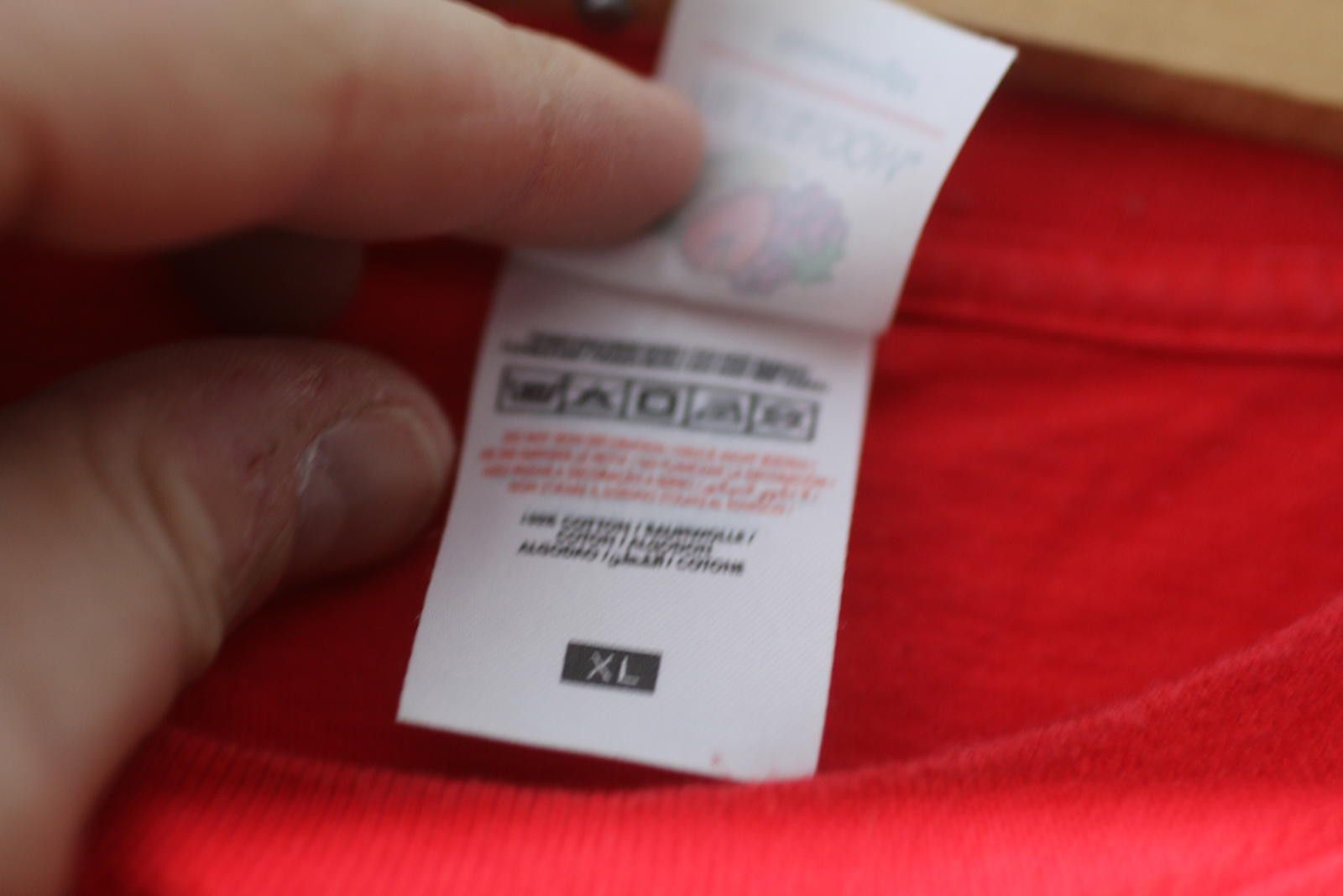 Tommy Hilfiger Ferrari Red Graphic T Shirt XL Fruit Of The Loom Racing Logo Size US XL / EU 56 / 4 - 7 Thumbnail