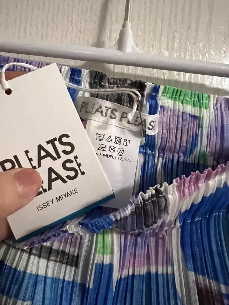 Pleats Please Issey Miyake Issey Miyake size:3 Blue-purple pleated trousers Size 23" - 3 Thumbnail