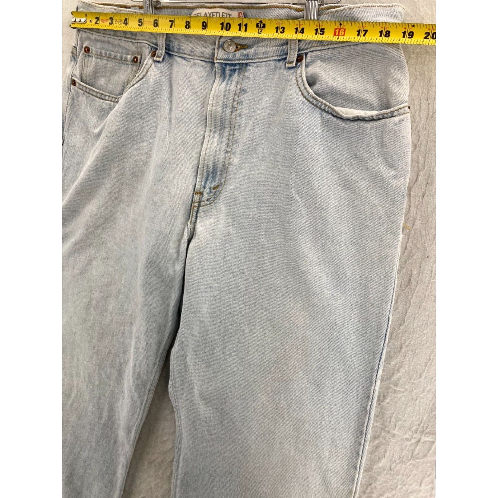 Levi's VINTAGE Levi's 550 Jeans Mens 38X34 High Rise Relaxed Fit 100% Cotton Denim Blue 80s 90s Grunge Jeans Mens Size US 38 / EU 54 - 2 Thumbnail