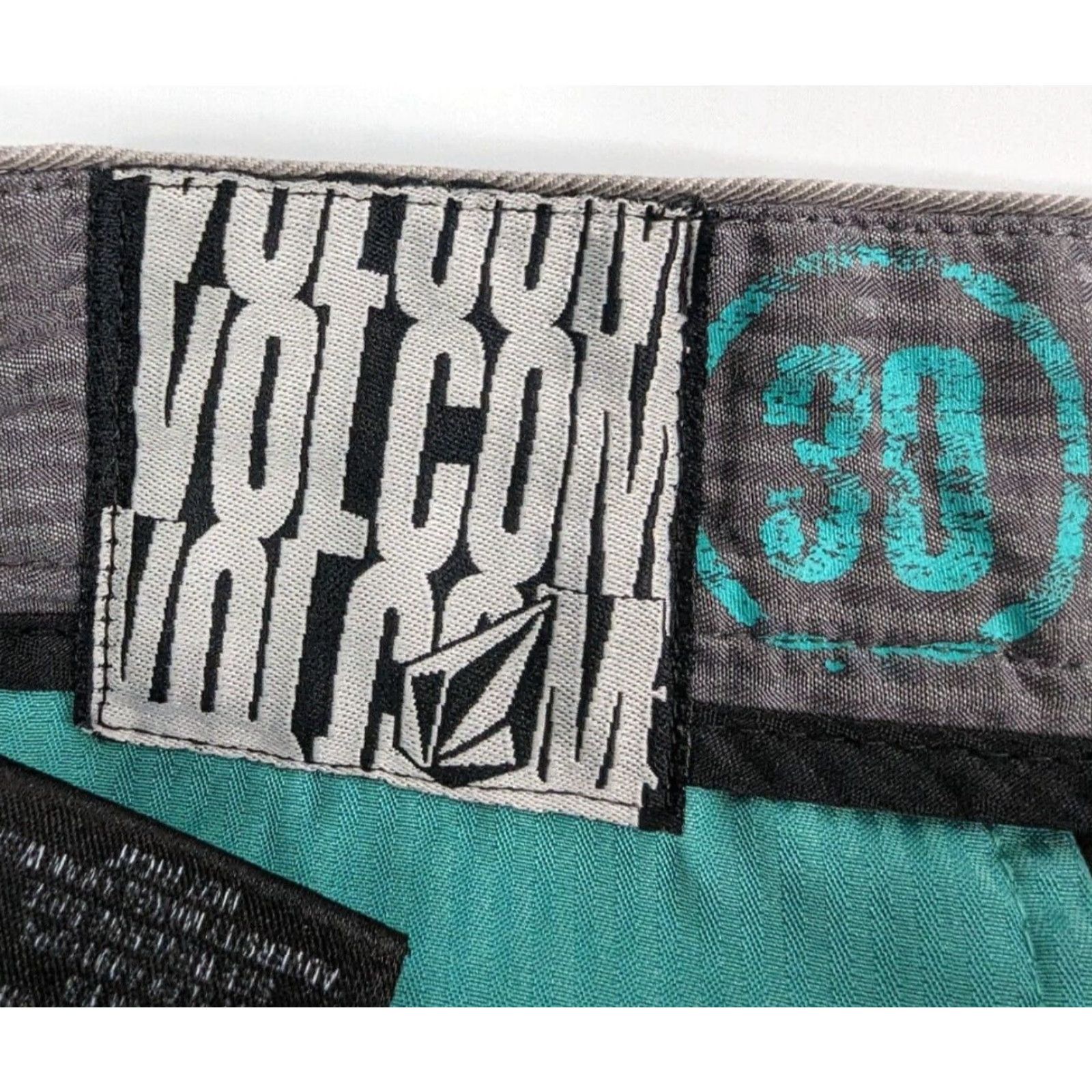 Volcom Volcom Plaid Chino Shorts Men's Size 30 Gray Frickin Skater Skateboard Size US 30 / EU 46 - 7 Thumbnail