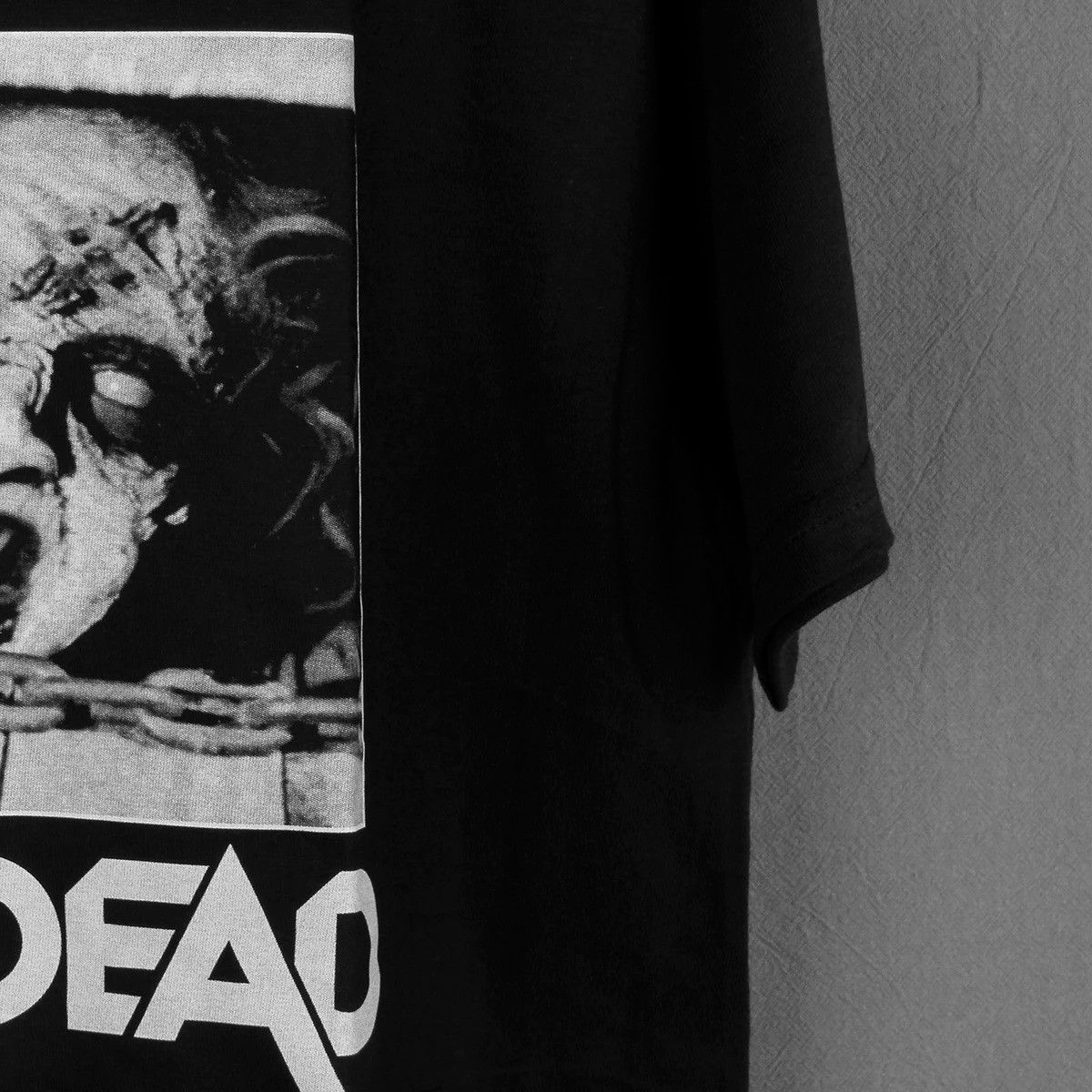 Other 80s Evil Horror T-Shirt Size US XL / EU 56 / 4 - 2 Thumbnail