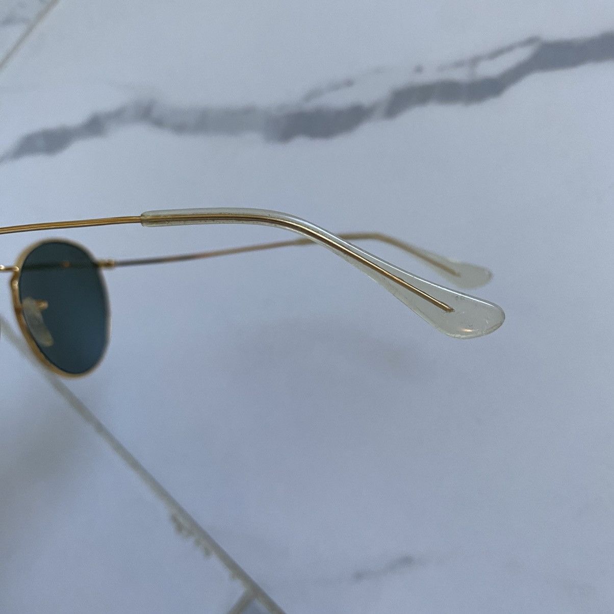 RayBan Vintage 1970s 70s Ray-Ban Round Gold Classic Sunglasses B&L Size ONE SIZE - 10 Thumbnail