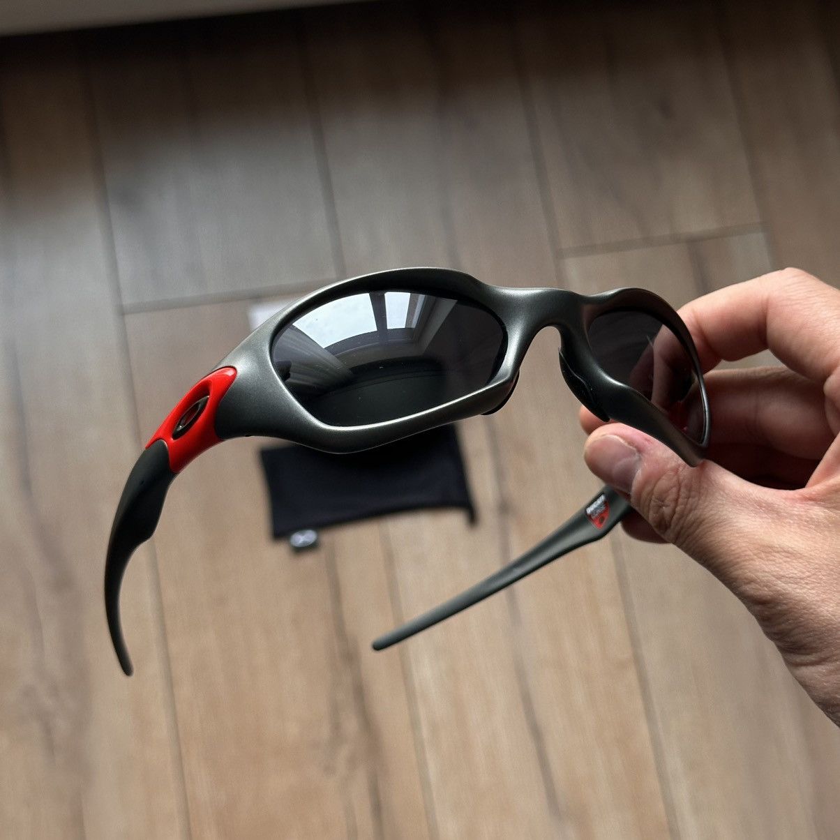 Oakley × Vintage 90s Oakley Minute 1.0 (Gen 2) | Grailed
