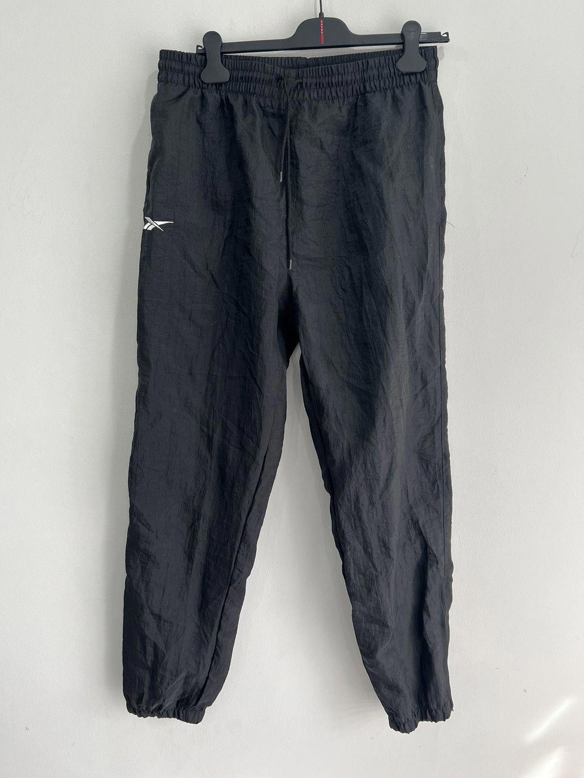 Vintage Vintage 90s Reebok Nylon Pants L Size US 34 / EU 50 - 1 Thumbnail