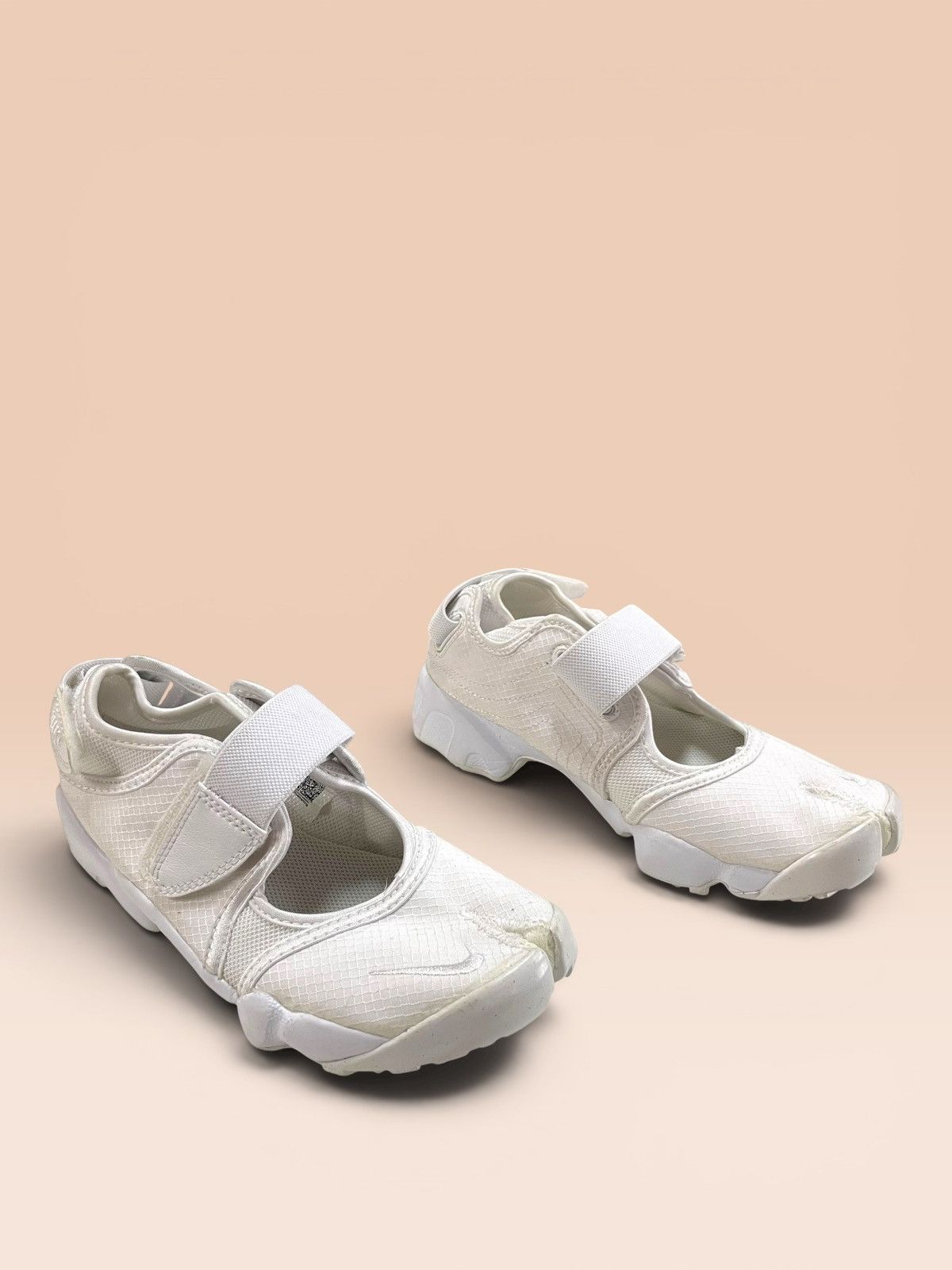 Nike Nike Air Rift Breathe 'White Pure Platinum' Size US 5 / IT 35 - 7 Thumbnail