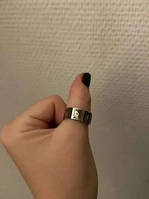 Japanese Brand Akimoto x Yuko Junji Ito Tomie Ring ( Size 7 to 13 ) Size ONE SIZE - 6 Thumbnail