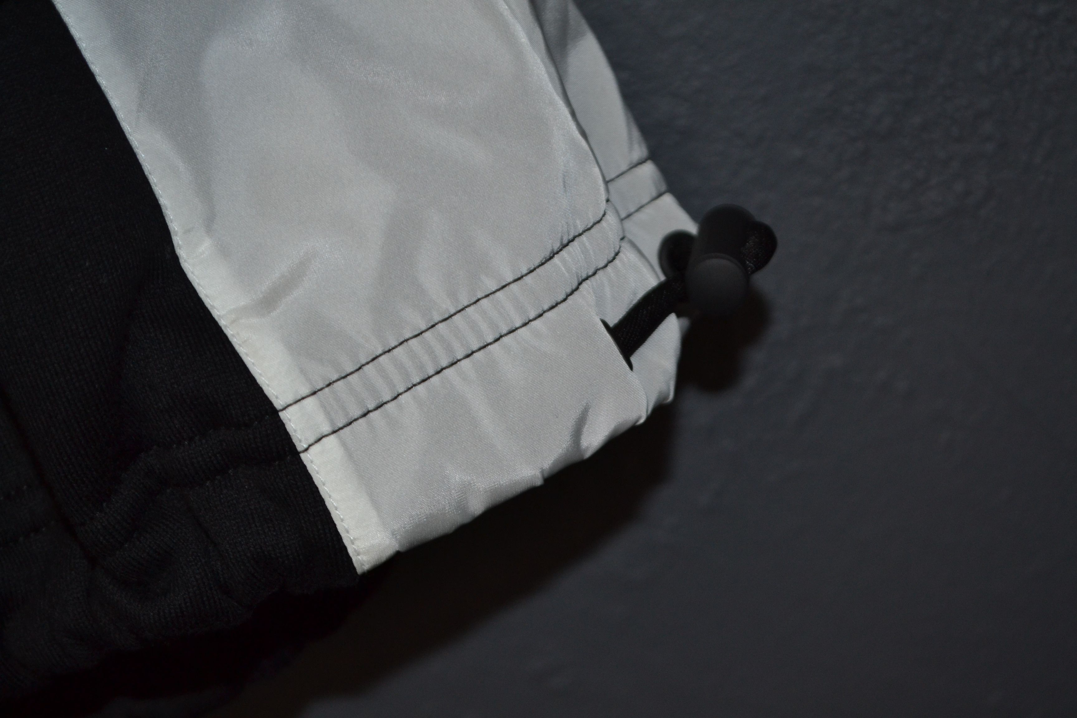 Valentino Valentino Garavani Nylon Inserts Colorblock S Sweatshirt Size US S / EU 44-46 / 1 - 7 Thumbnail
