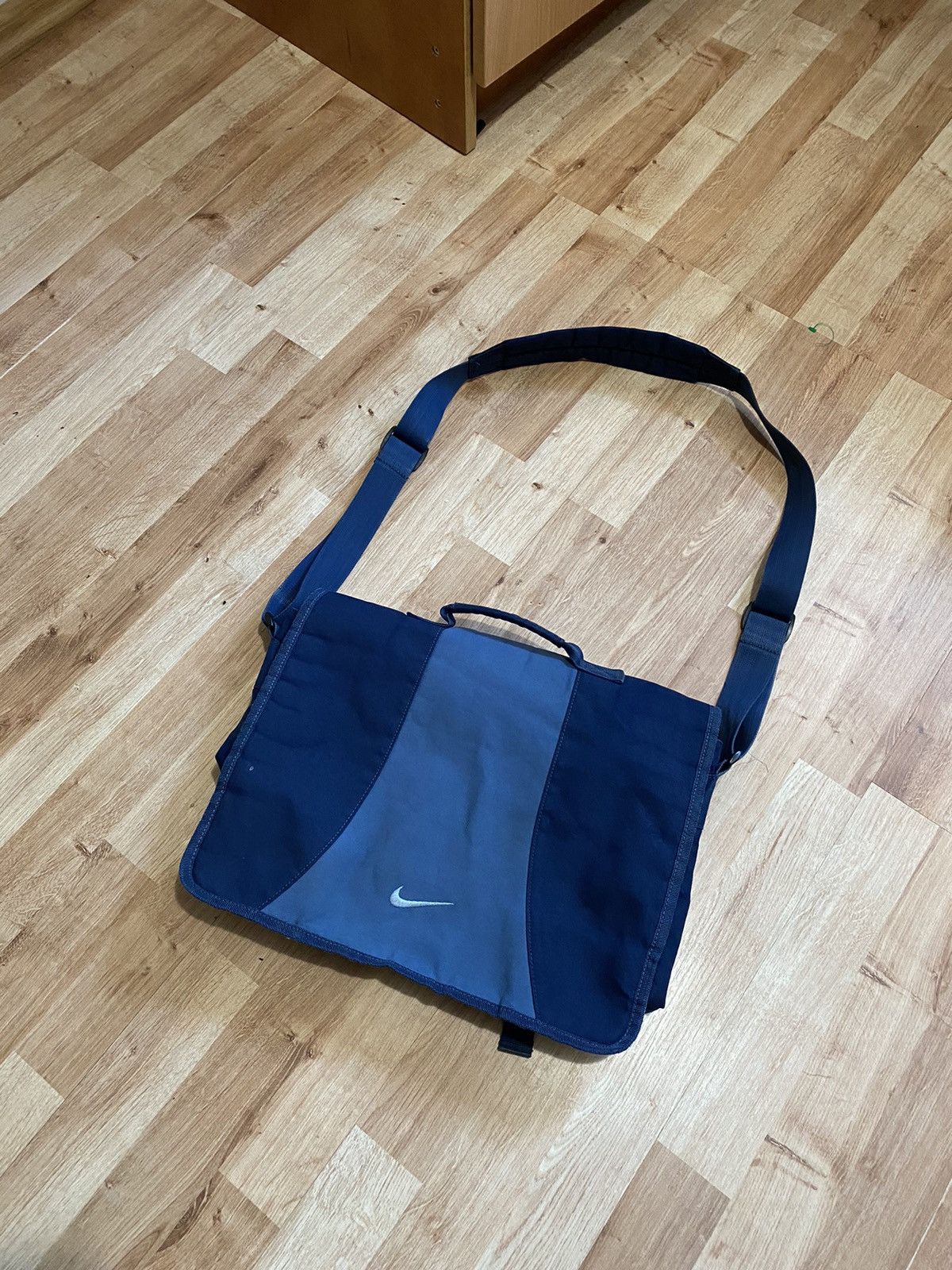 Nike Nike vintage bag Grailed