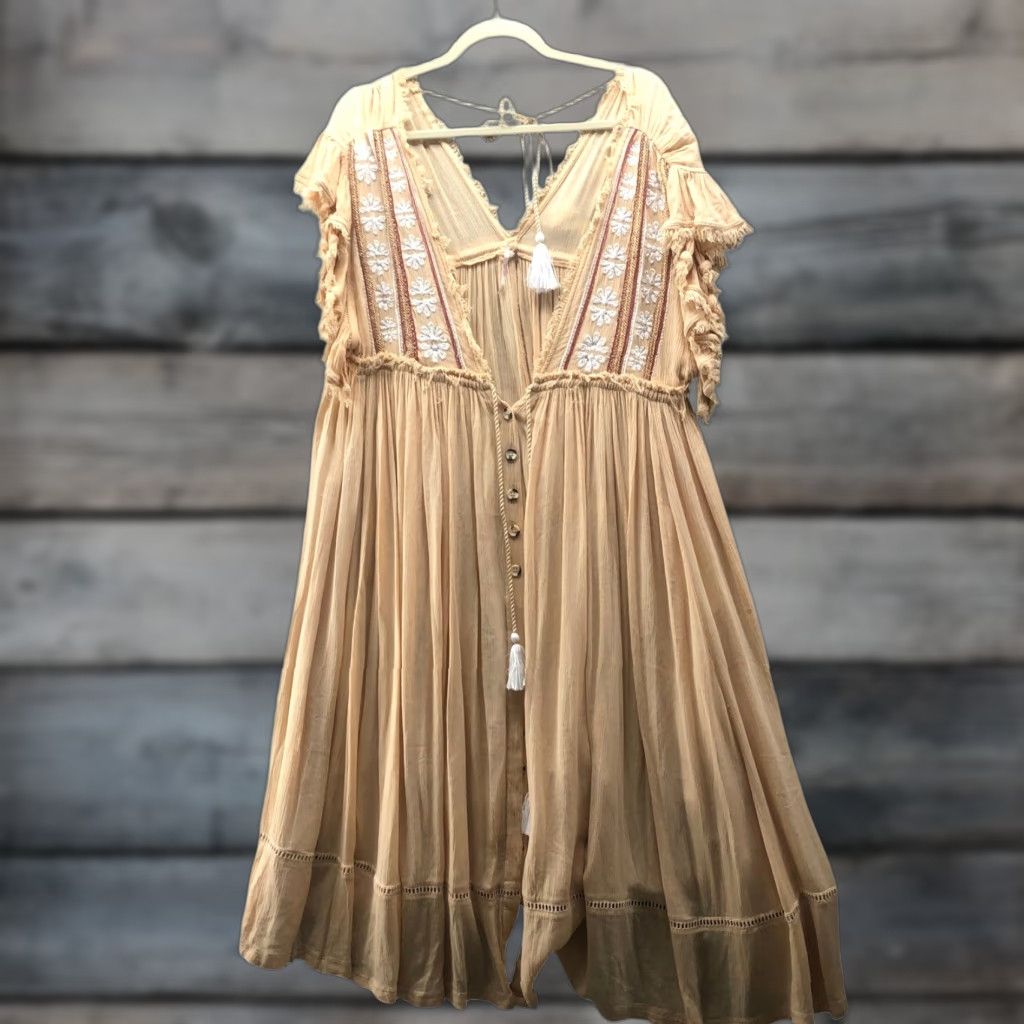 elegant dressing table mirror Caya Embroidered Floral Mesh Mini Dress – edikted main image 1