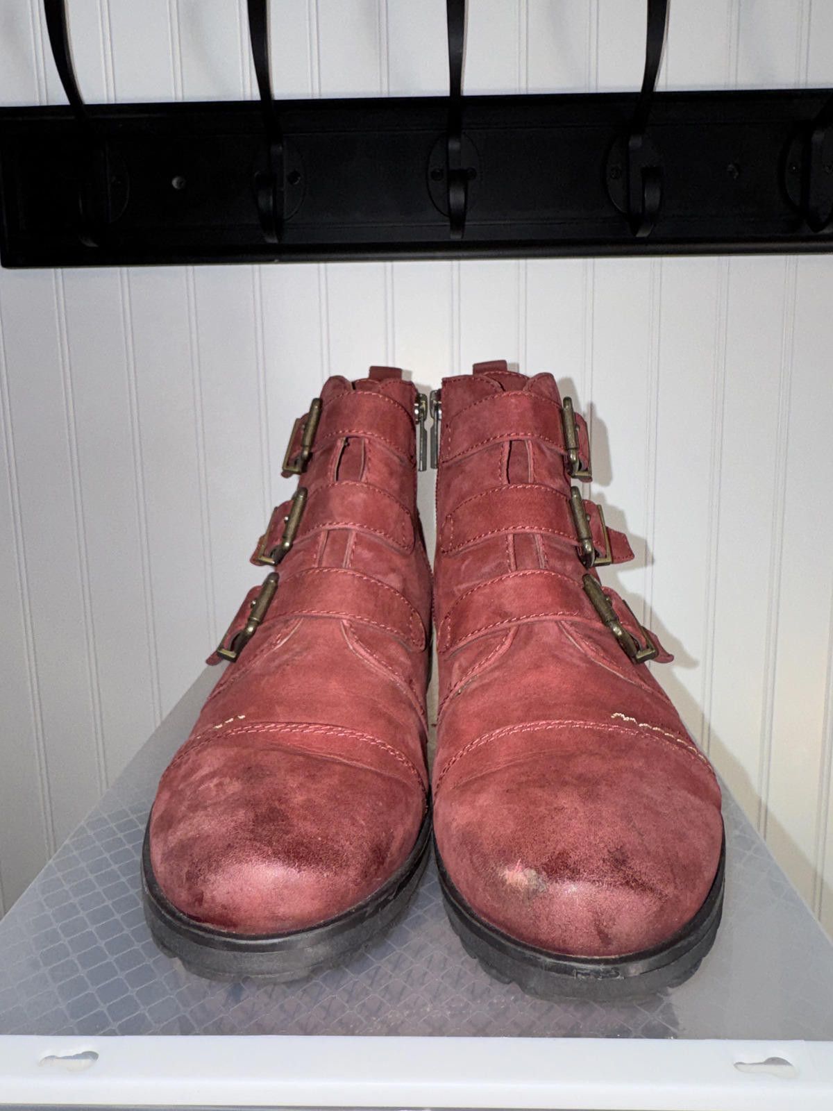 Other Earthies Carlow Red Buckle Strap Ankle Boots Size US 8.5 / IT 38.5 - 1 Thumbnail