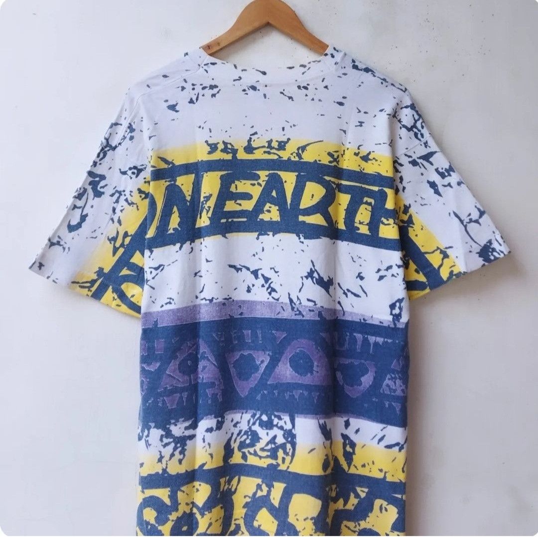 Vintage Vintage 90s ON EARTH Allover Print Tshirt Size US L / EU 52-54 / 3 - 4 Thumbnail