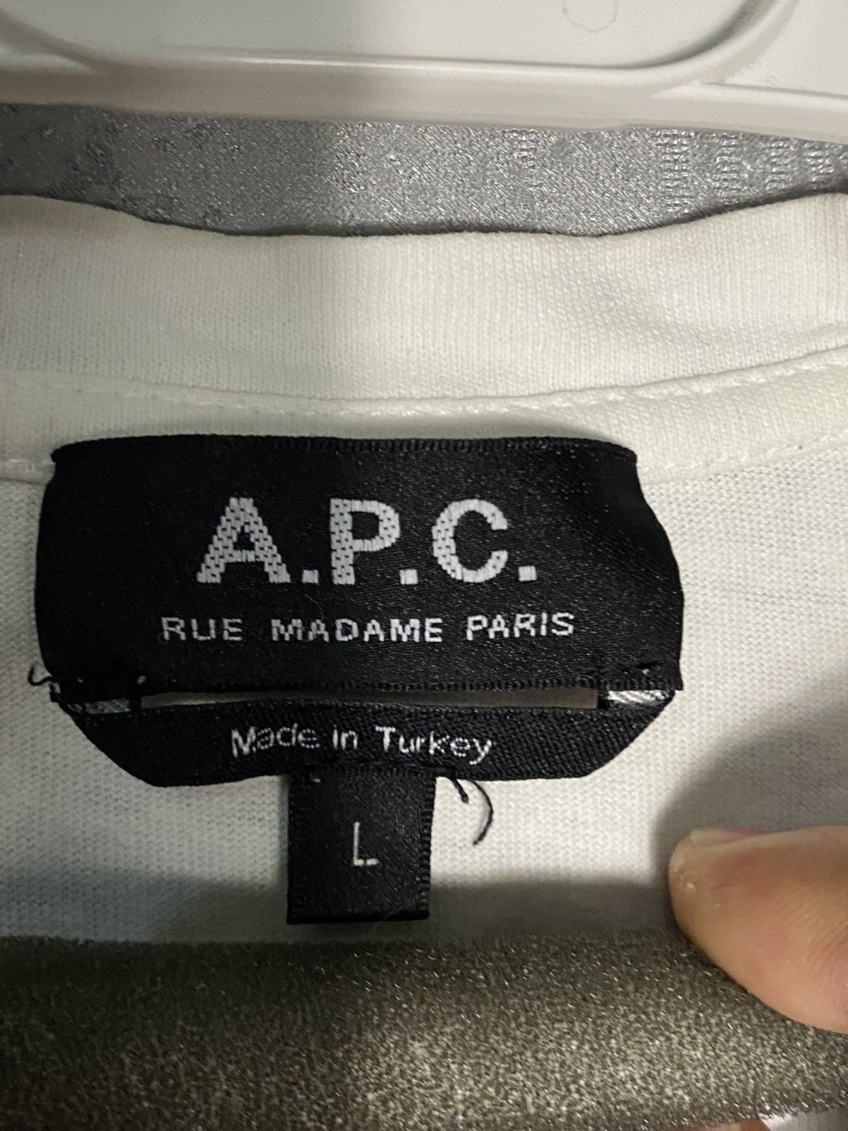 A.P.C. Vintage A.P.C T-shirt Logo hype Drill Size US L / EU 52-54 / 3 - 2 Thumbnail