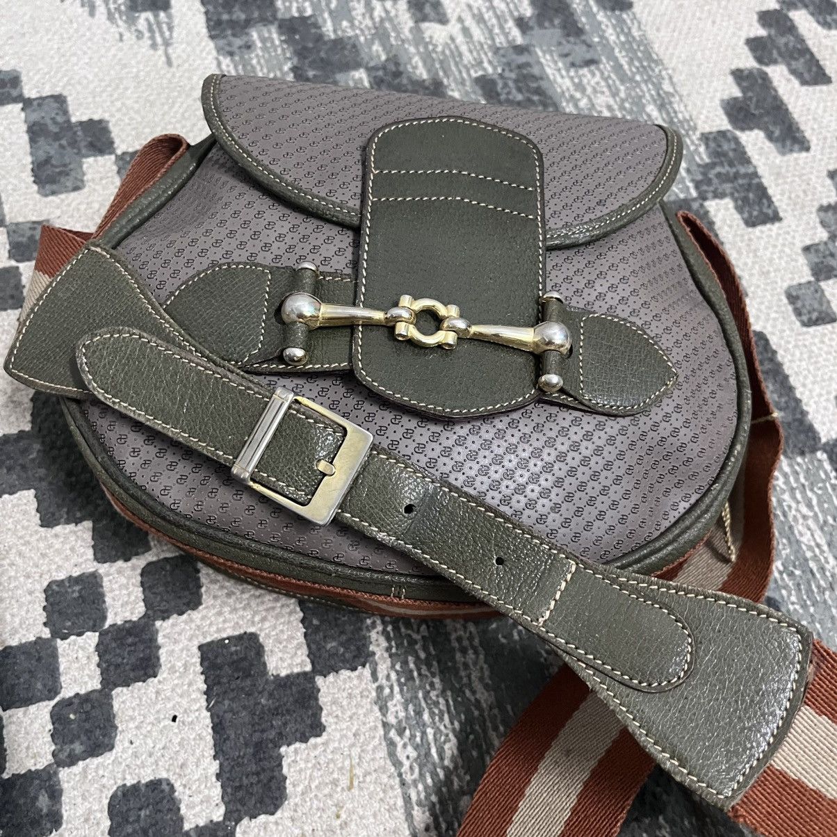 Paolo Gucci Authentic Vintage Paolo Gucci by Gucci Shoulder Bag Size ONE SIZE - 3 Thumbnail
