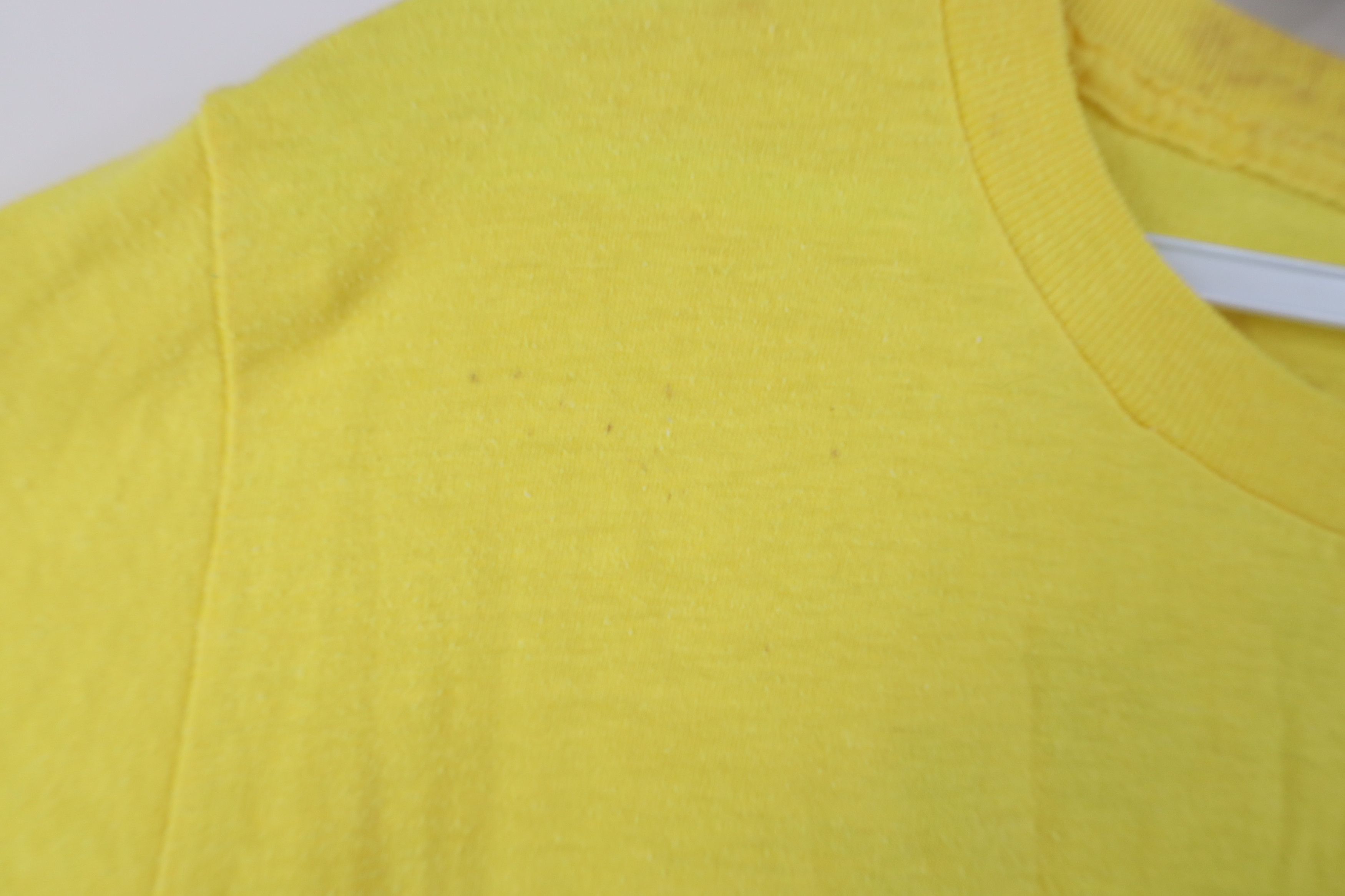 Vintage Vintage 80s 90s Streetwear Monster Surfing T-Shirt Yellow Size US S / EU 44-46 / 1 - 6 Thumbnail
