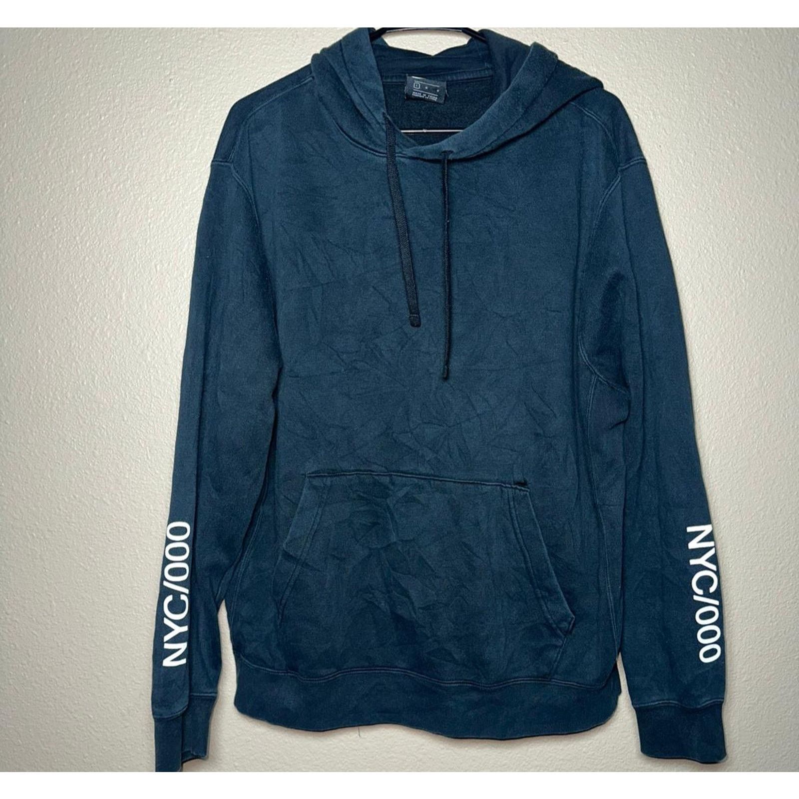 Nike 👟 Nike "House of Innovation NYC/000" Hoodie – With Size L Size US L / EU 52-54 / 3 - 1 Thumbnail