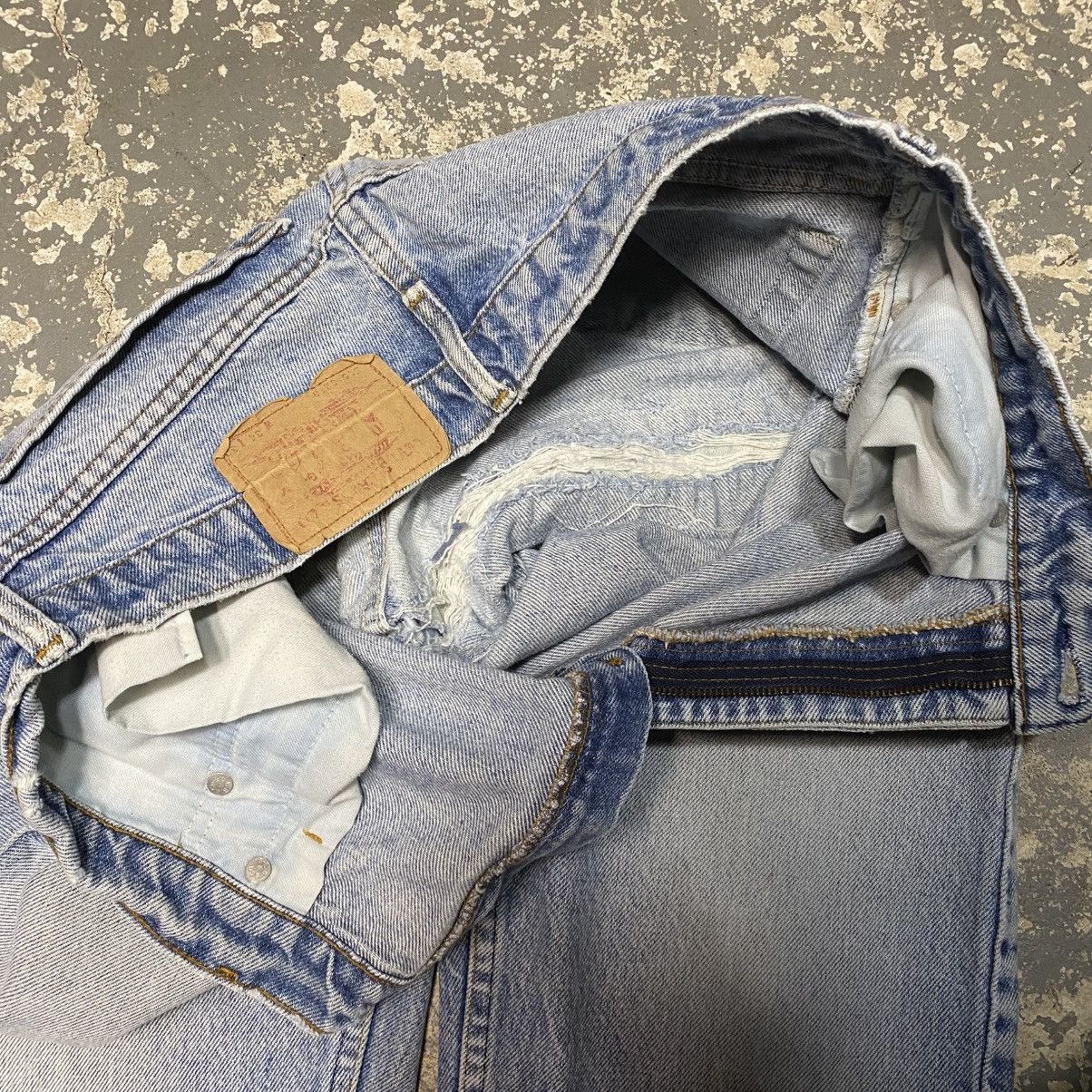 Levi's × Vintage Vintage Levi’s 505 Straight Fit Blue Denim Jeans USA 80s Size US 32 / EU 48 - 3 Thumbnail