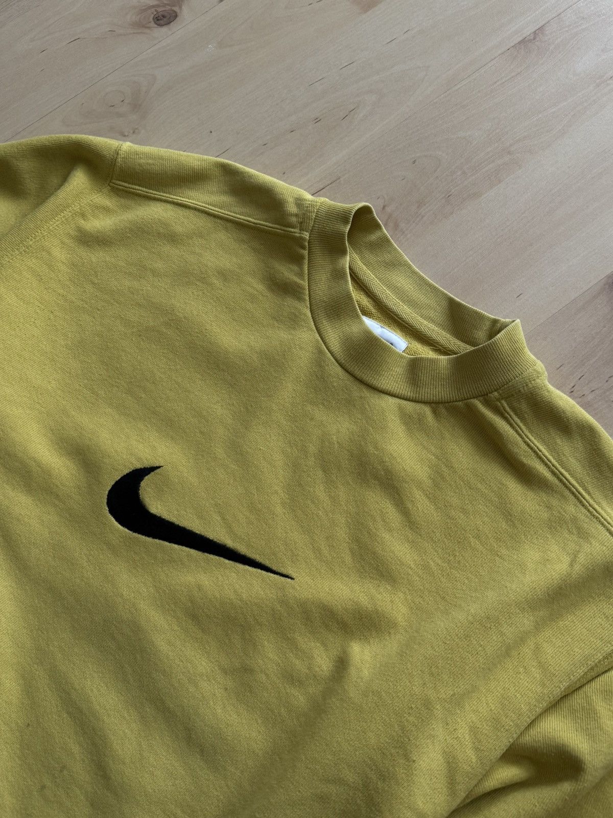 Nike 00’s Nike vintage swoosh boxy sweatshirt Size US S / EU 44-46 / 1 - 3 Thumbnail