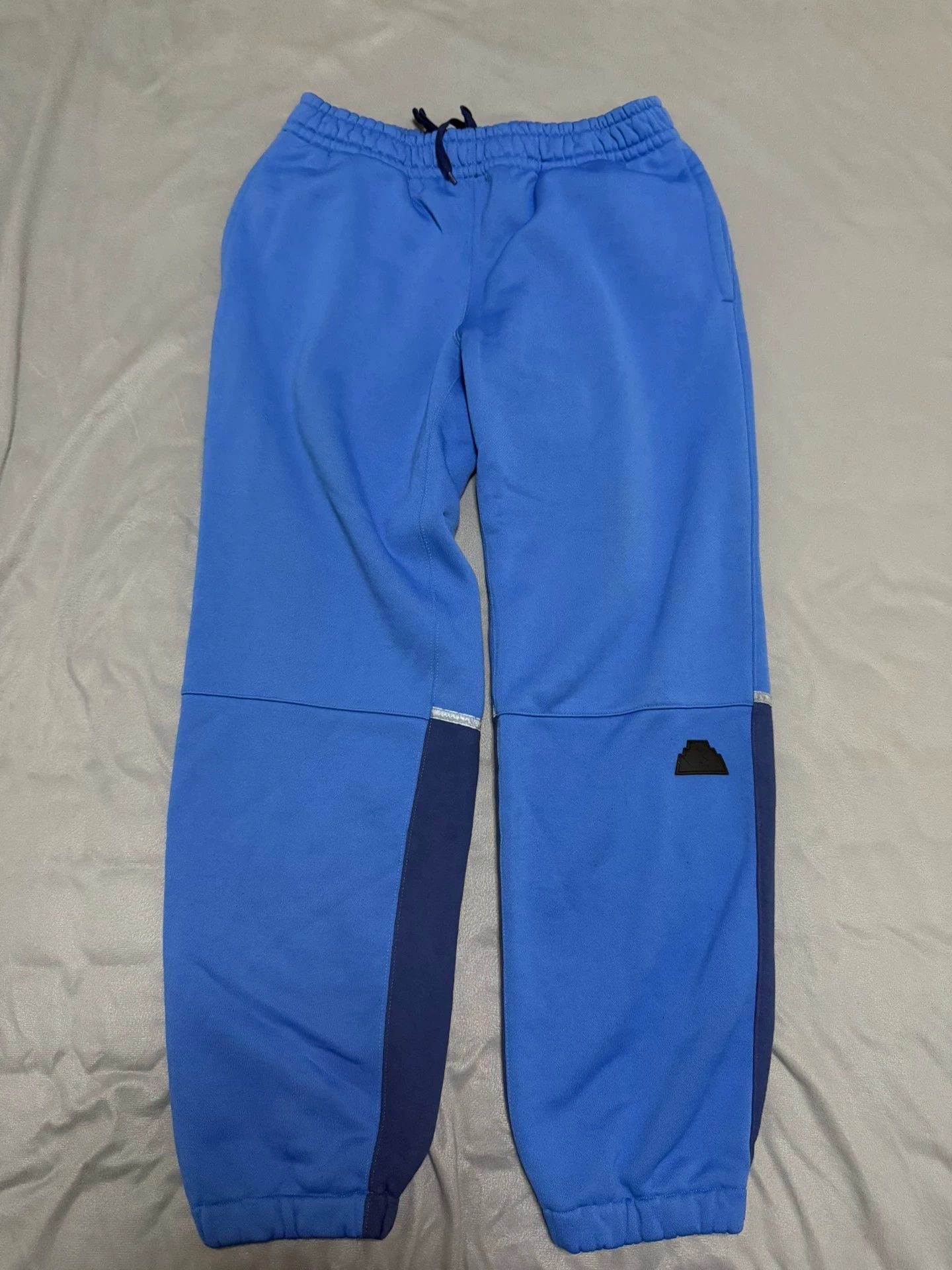 Cav Empt cavempt color blocked sweatpants new L Size US 34 / EU 50 - 1 Thumbnail