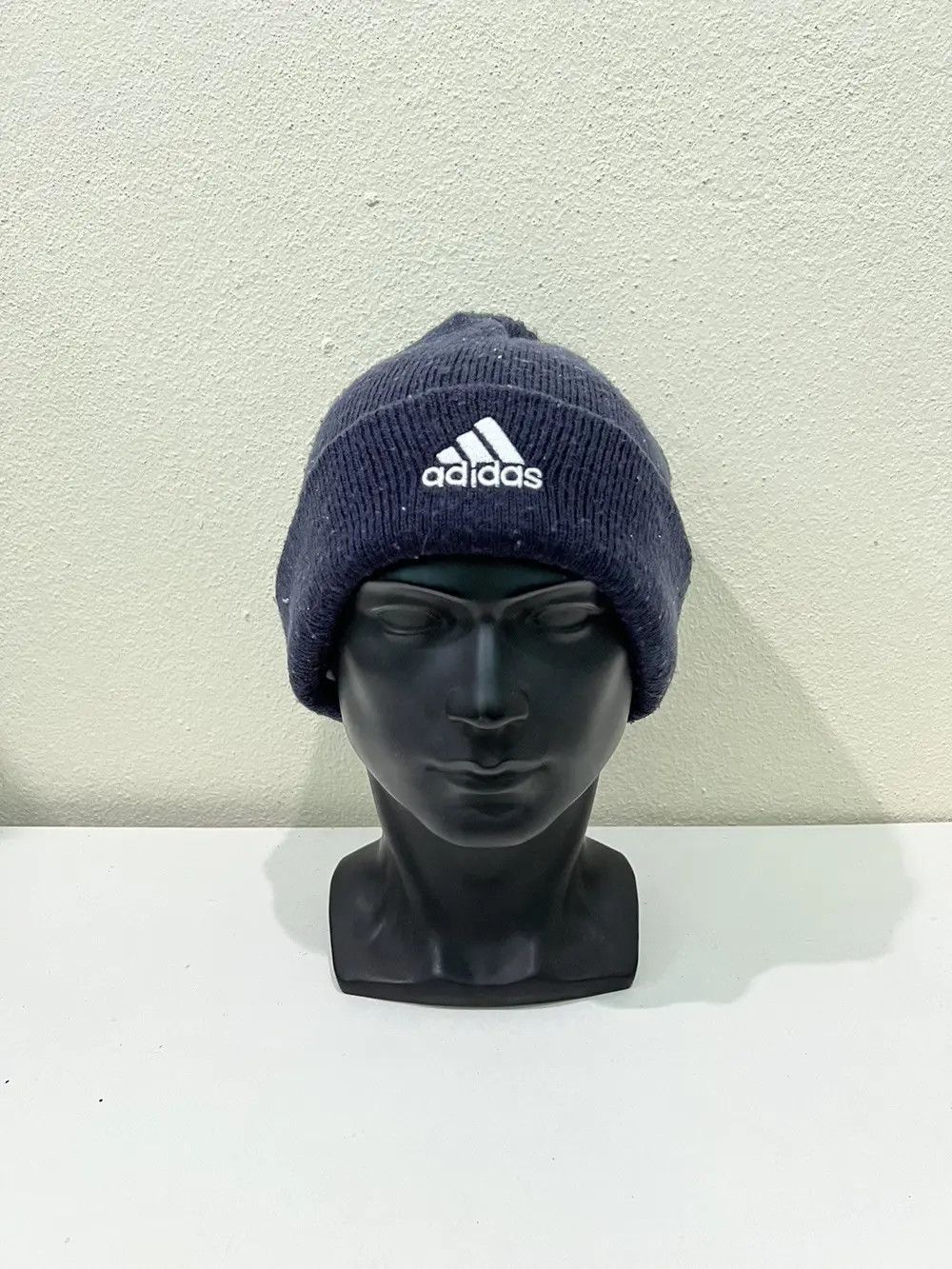 Adidas Vintage adidas Spell Out Beanie Hat Size ONE SIZE - 2 Thumbnail