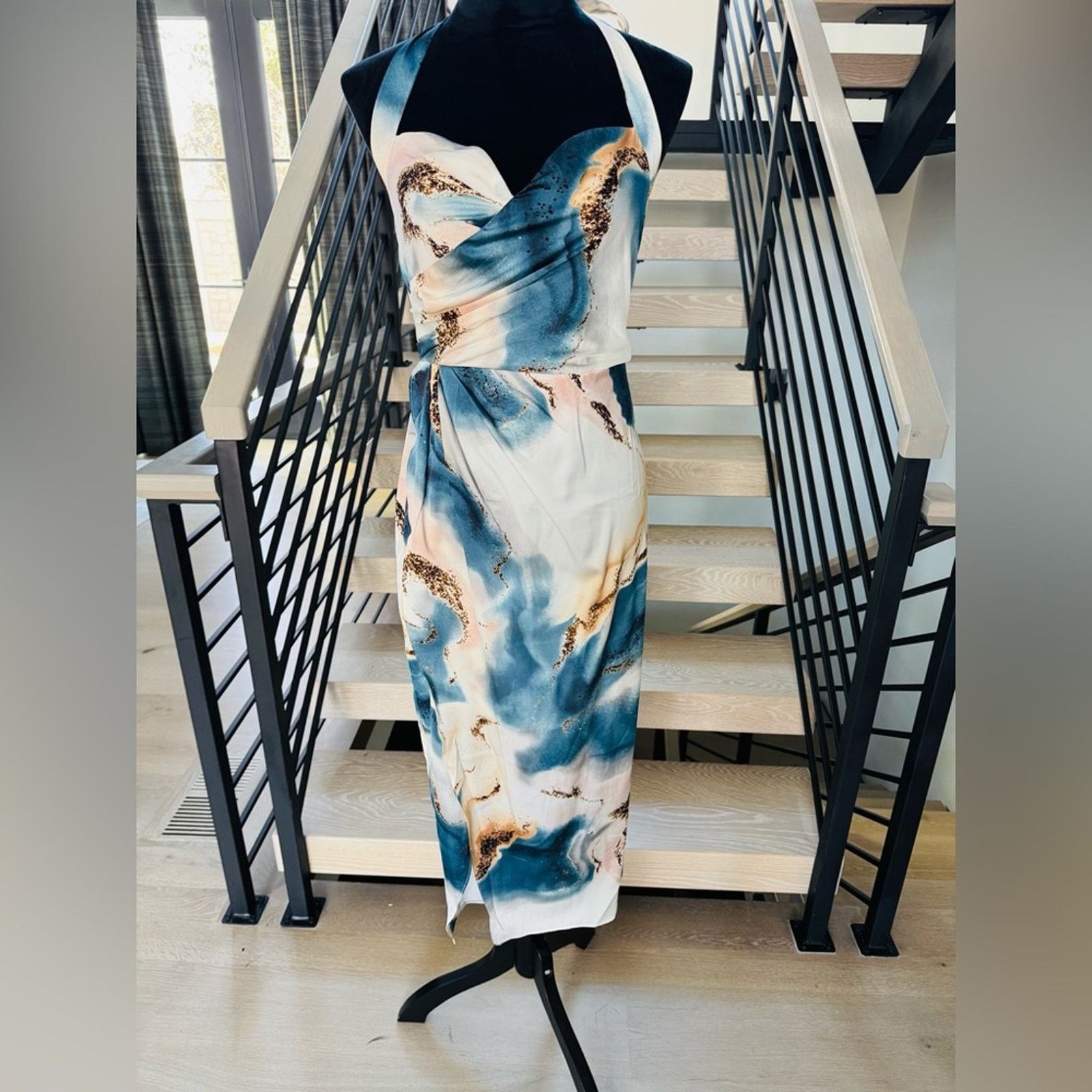 Other New Chic Asymmetrical Blue and White Dress size XS Size XS / US 0-2 / IT 36-38 - 7 Thumbnail