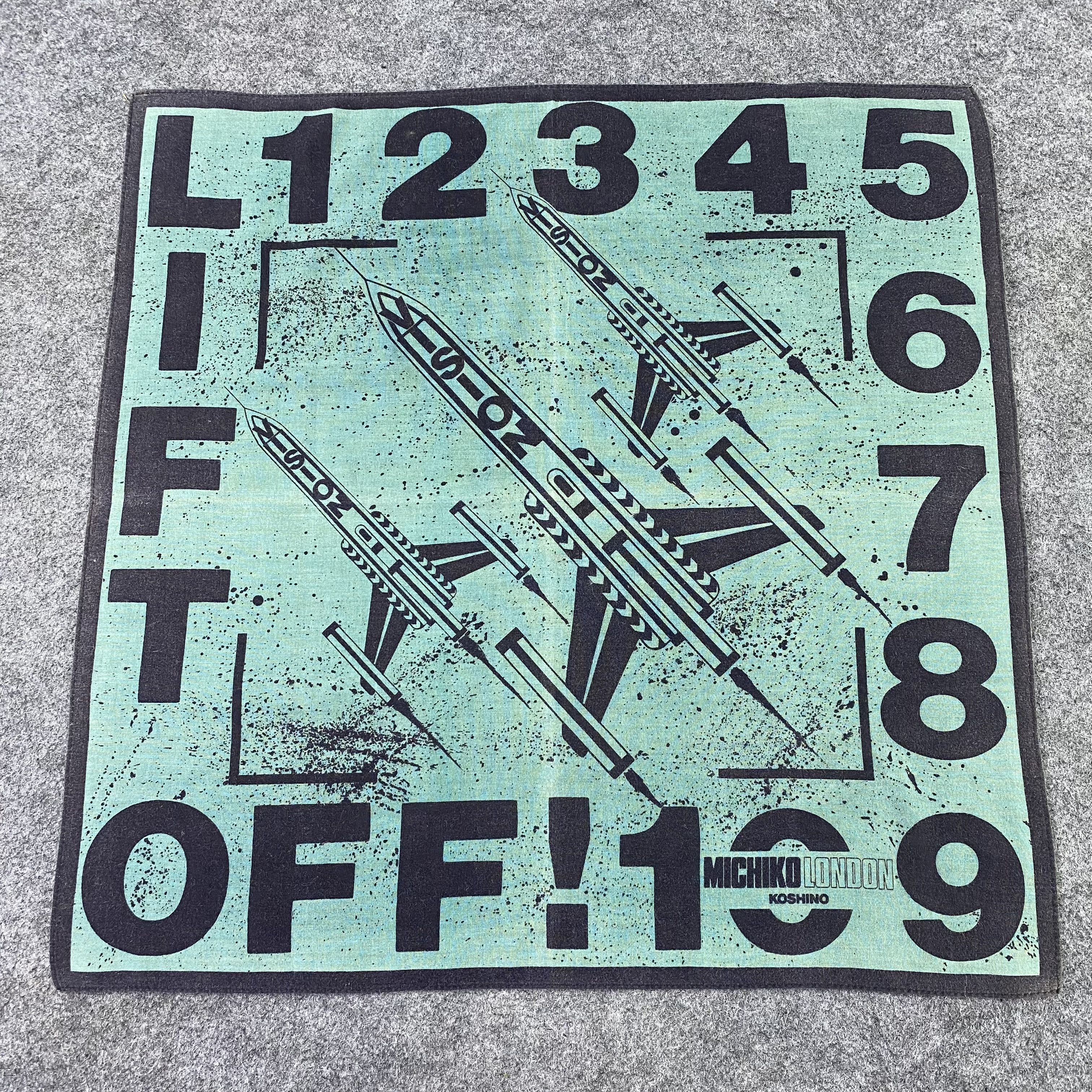 Michiko Koshino × Vintage Michiko Koshino Handkerchief / Bandana / Neckerchief-B932 Size ONE SIZE - 3 Thumbnail