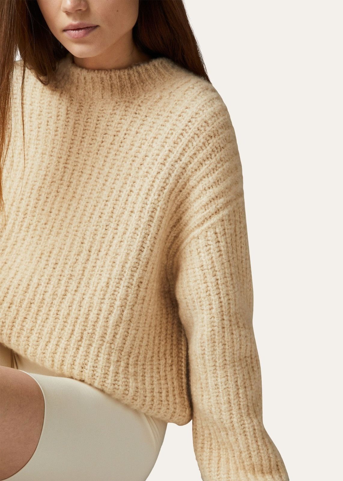 Loro Piana o1srvl11e1125 FAM6336 Cocooning Crewneck Sweater in Beige Size L / US 10 / IT 46 - 3 Thumbnail